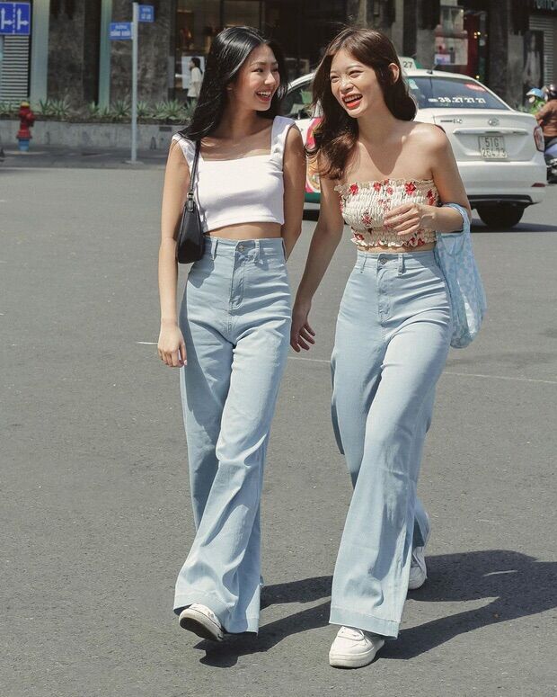 Quần bò ống rộng