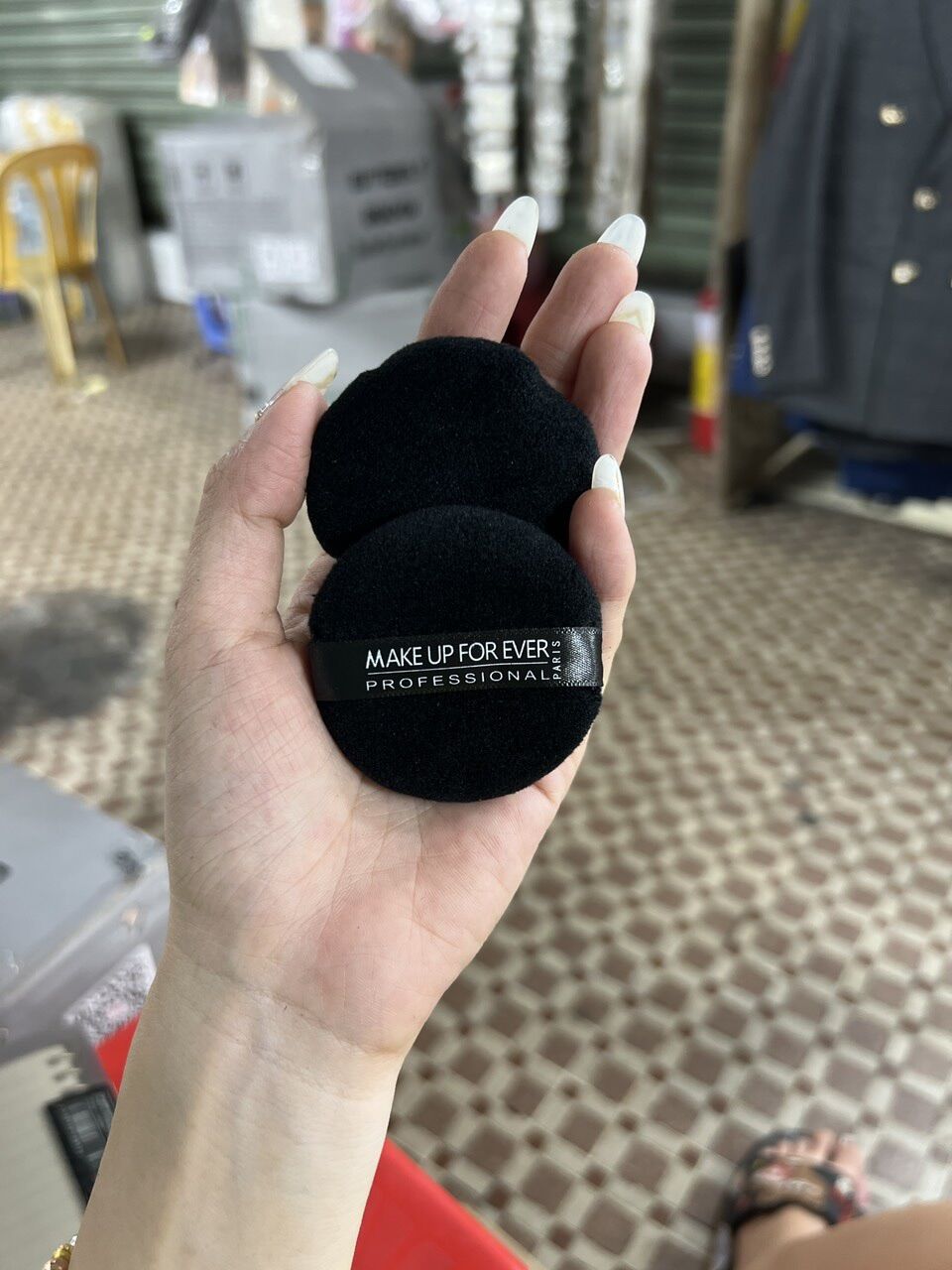 Bông phấn makeup forever