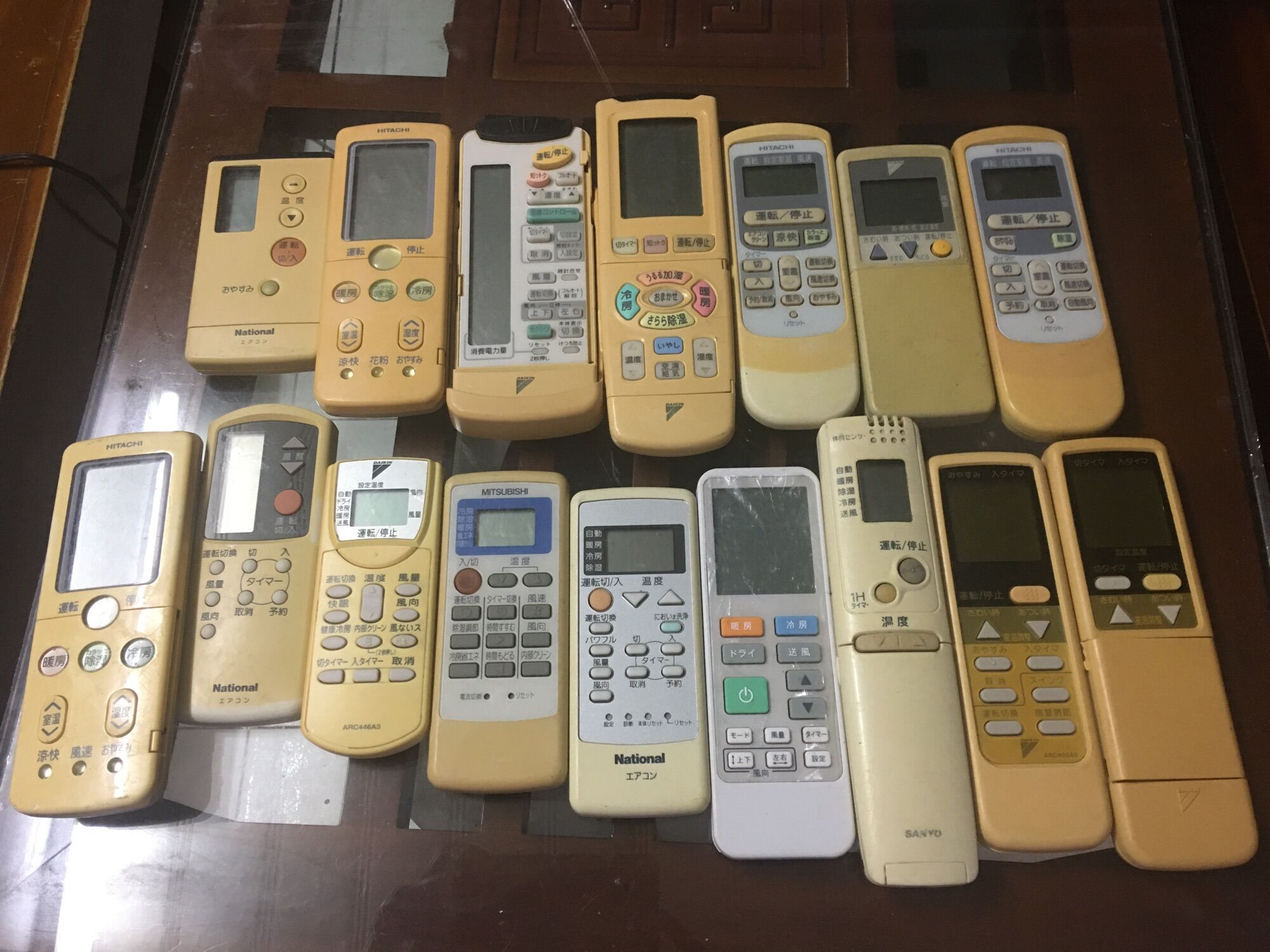 Điều khiển điều hoà nội địa Nhật