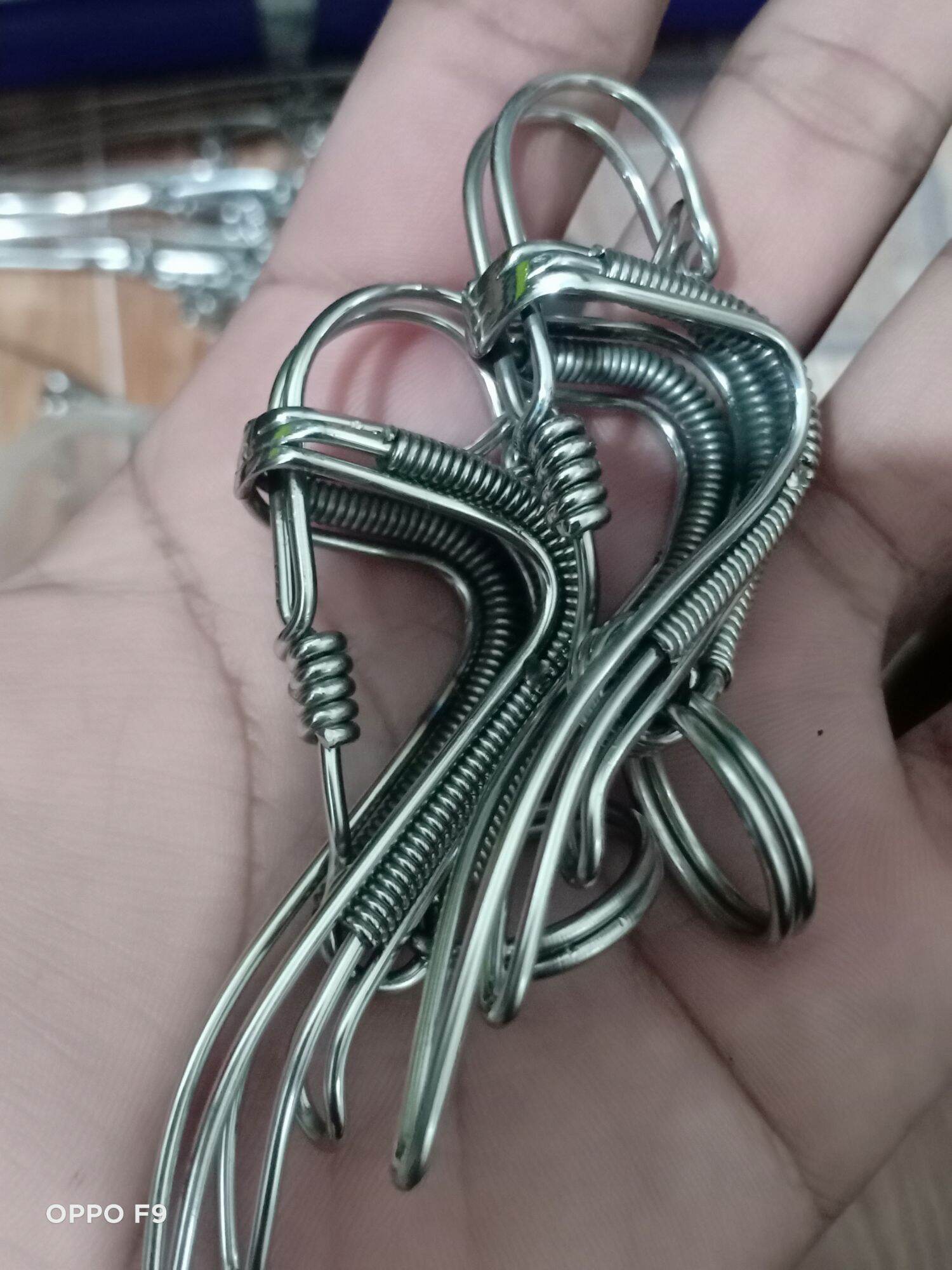 Móc khoá inox uốn thủ công