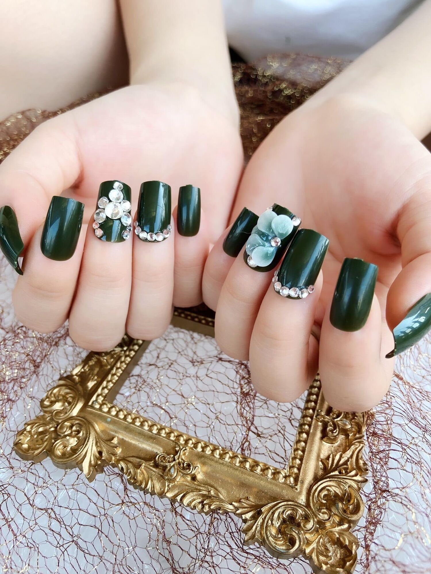 Tặng keo + dũa Bộ 24 móng tay giả đính đá