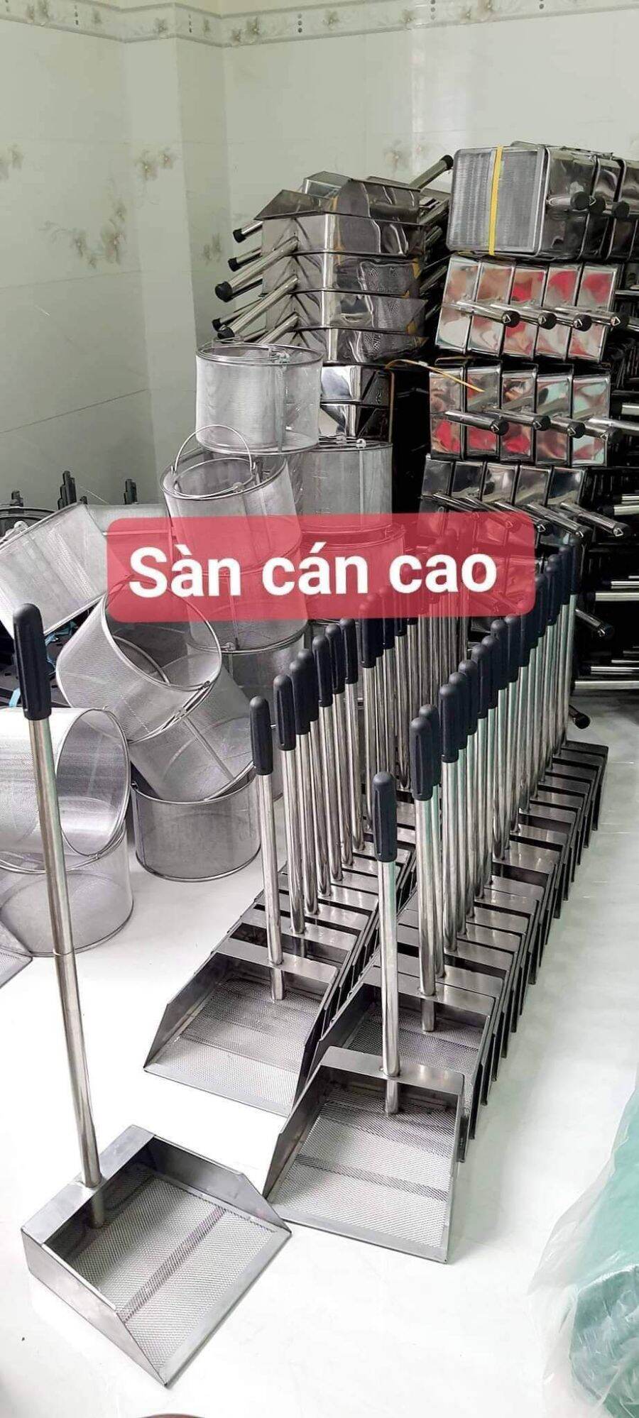 Sàn cát sàn phân chuồng gà