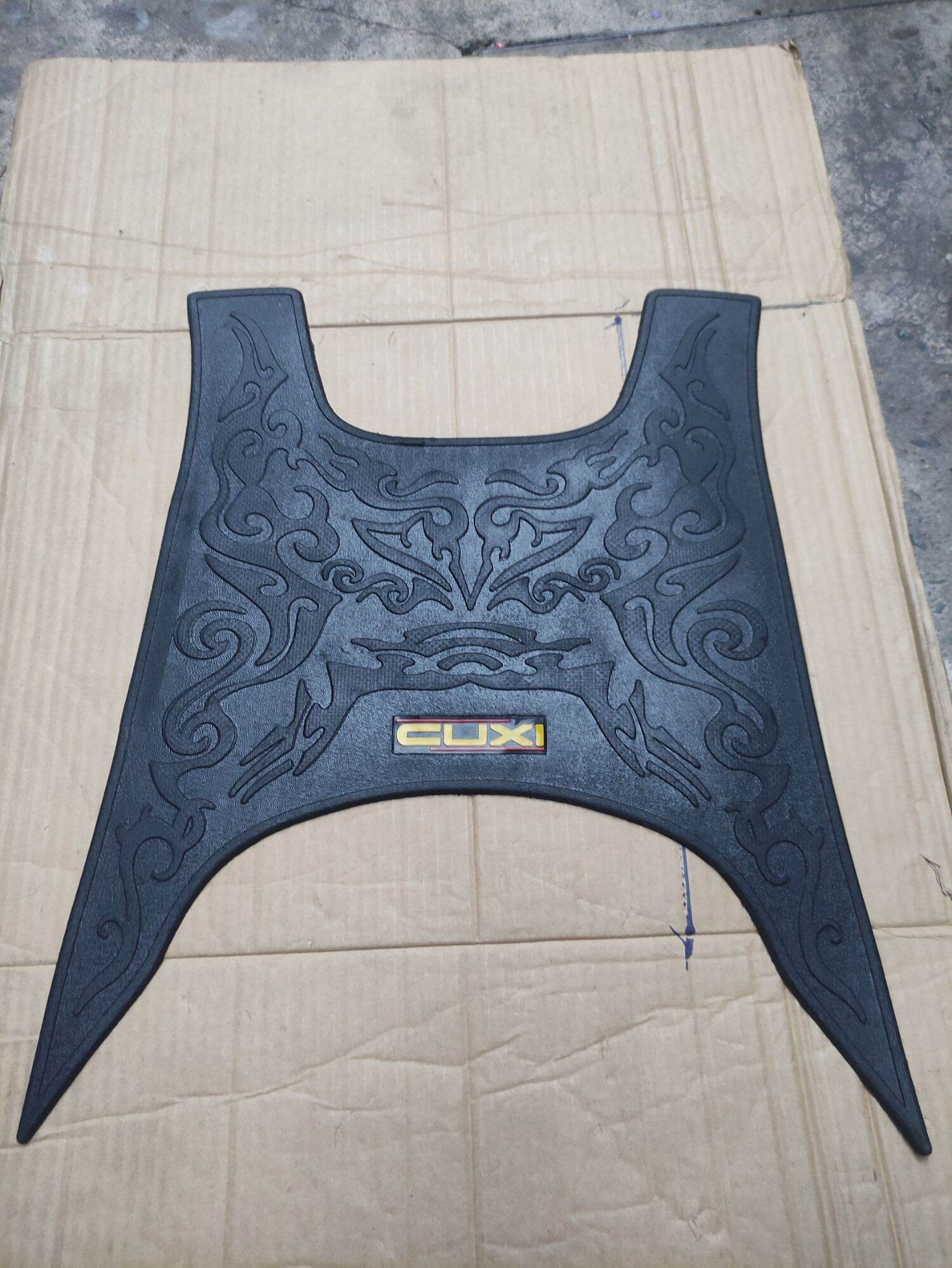 Thảm lót chân xe cuxi,gác chân trước cao su xe cuxi,thảm lót sàn xe yamaha cuxi100