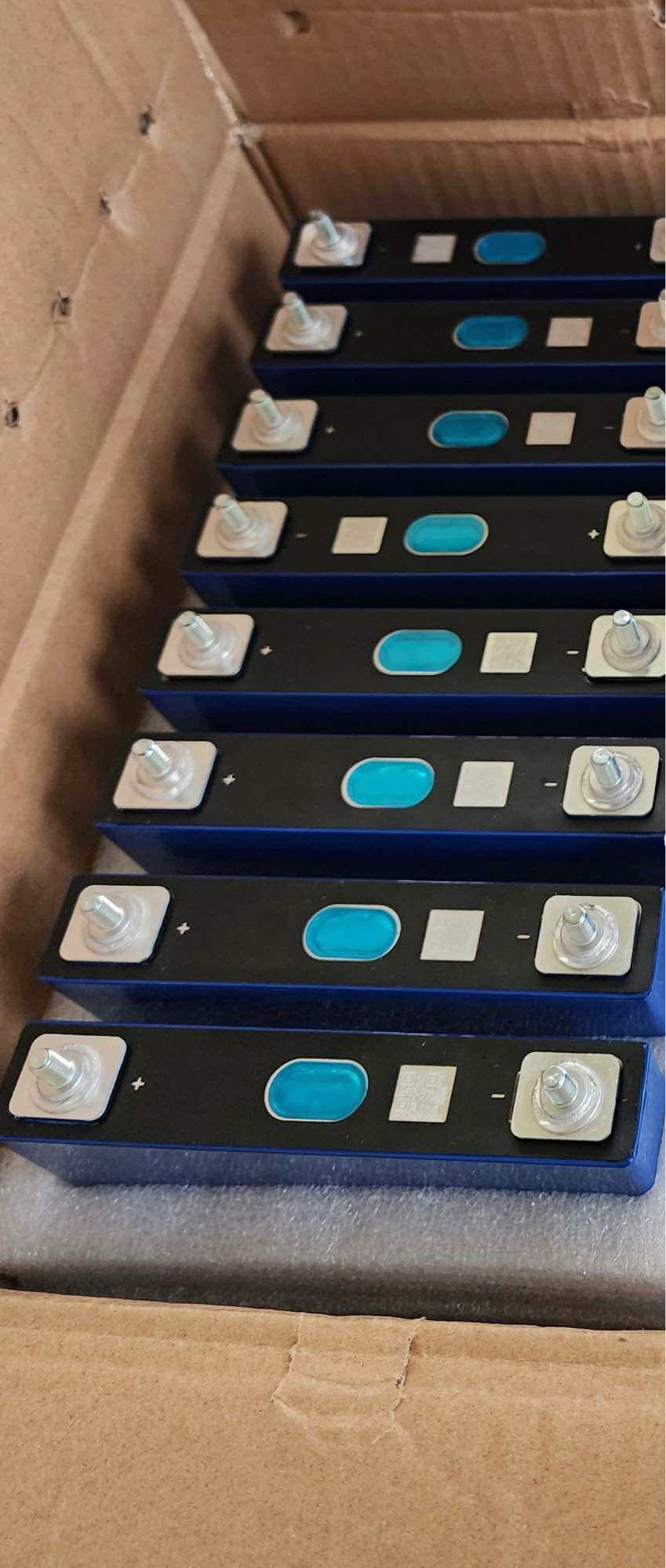 Pin EVE 50Ah CHÍNH HÃNG CẤP A DÒNG XẢ 1C liên tục chuyên cho lưu trữ và năng lượng mặt trời