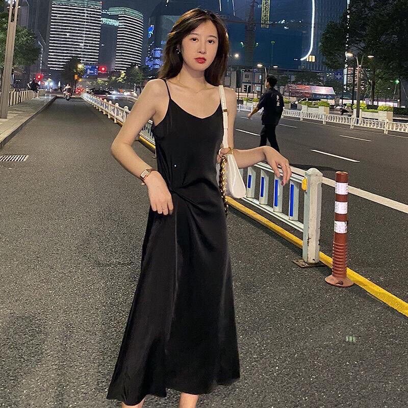 Váy lụa satin 2 giây xoắn eo sexy dự tiệc