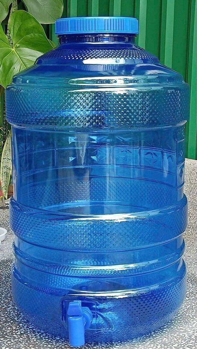 Bình nhựa 12 lít cổ cao. nhỏ .gọn .để vừa máy nóng lạnh