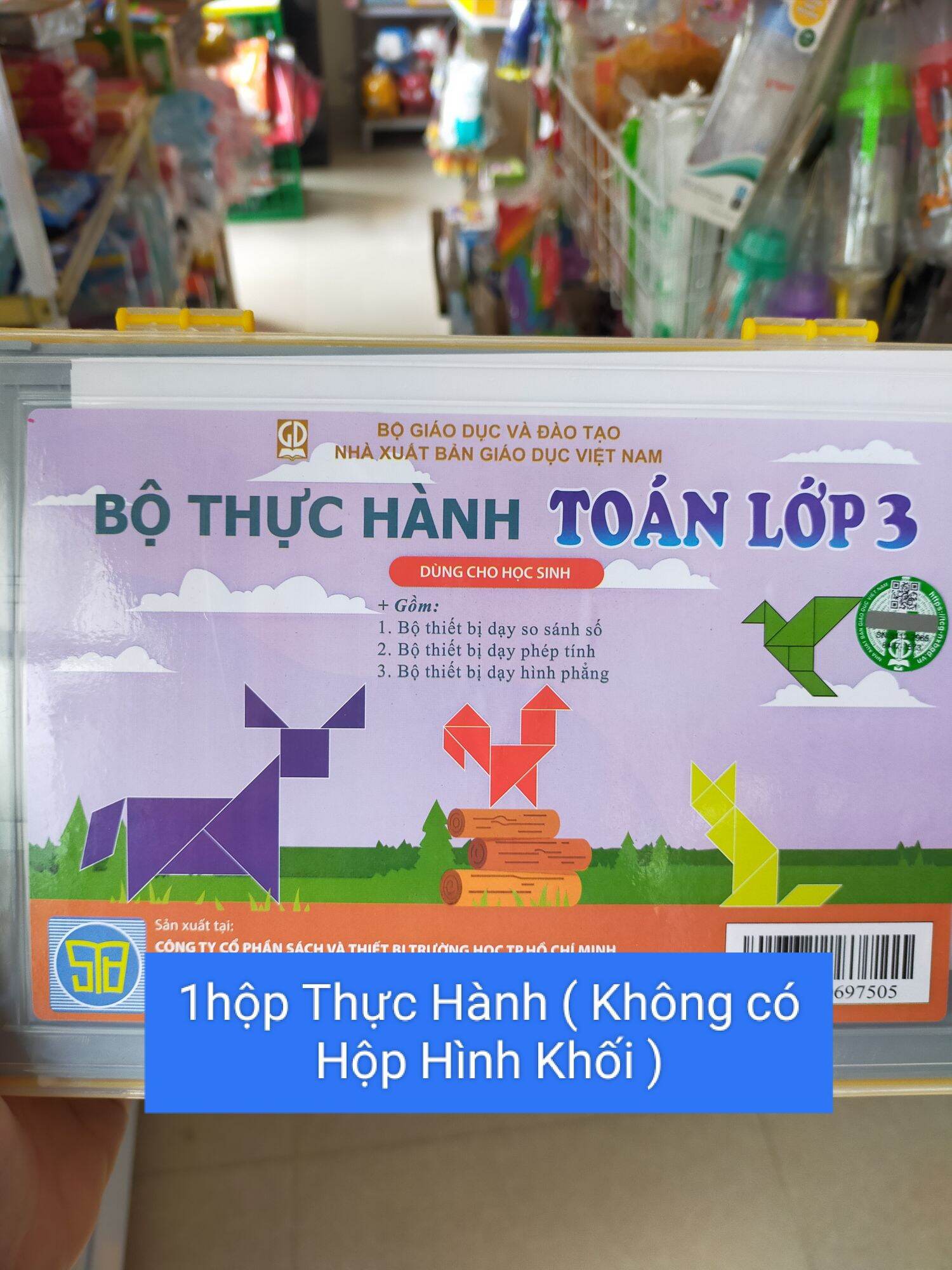 1hộp thực hành toán lớp 3