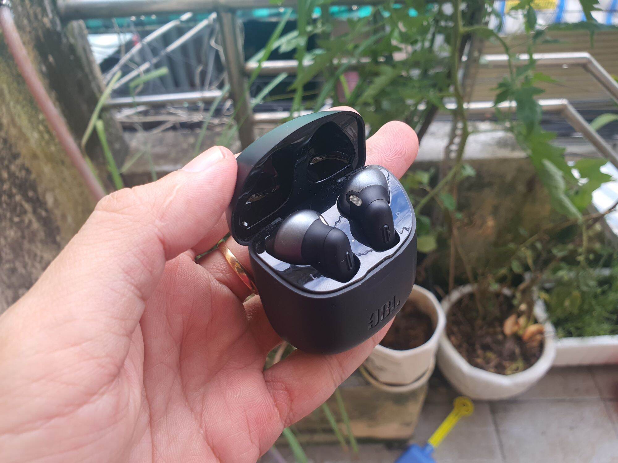 Tai nghe jbl tune 225tws chính hãng like new