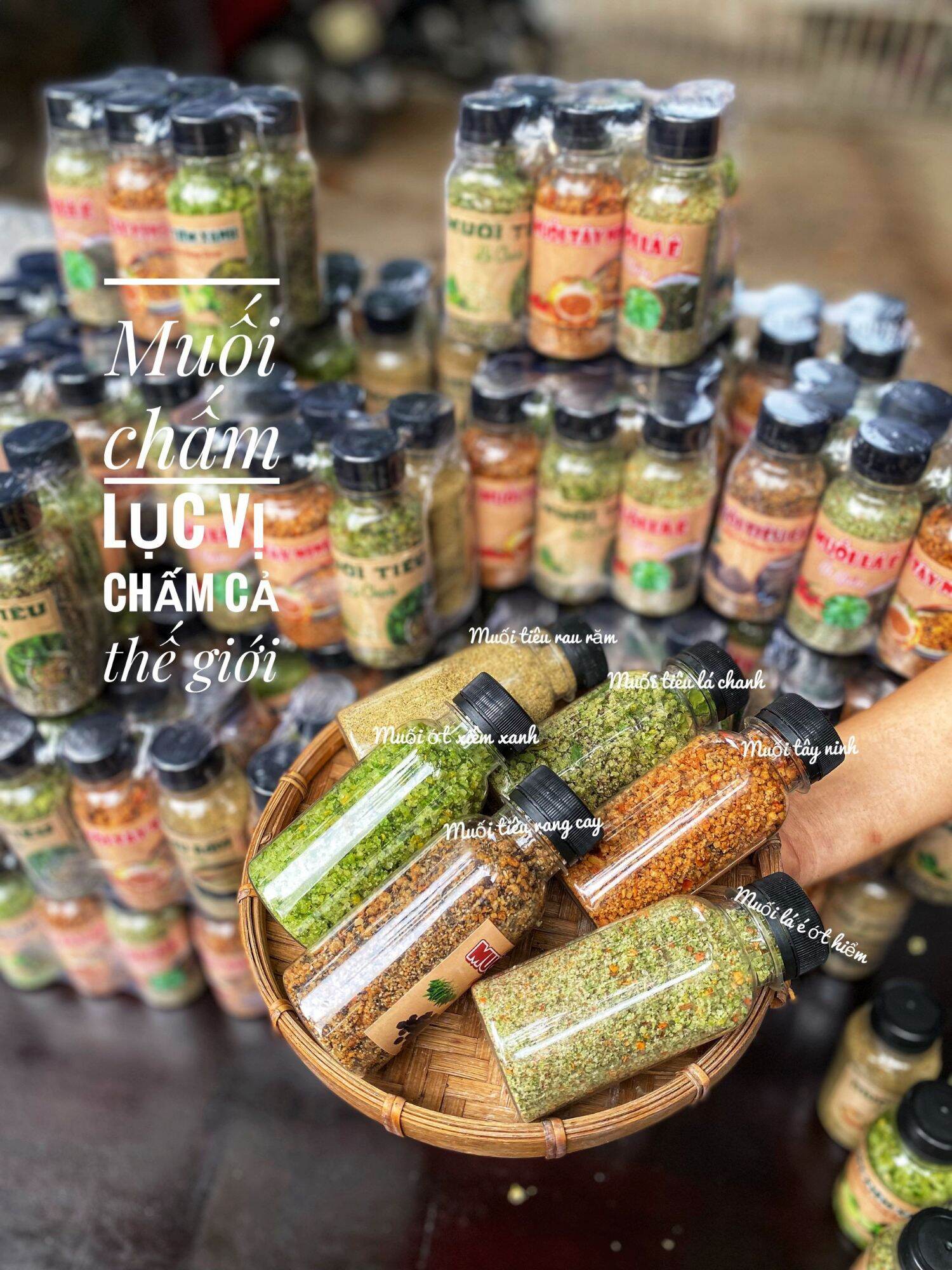 Set muối ớt khô Lục Vị - Combo gồm 6 chai