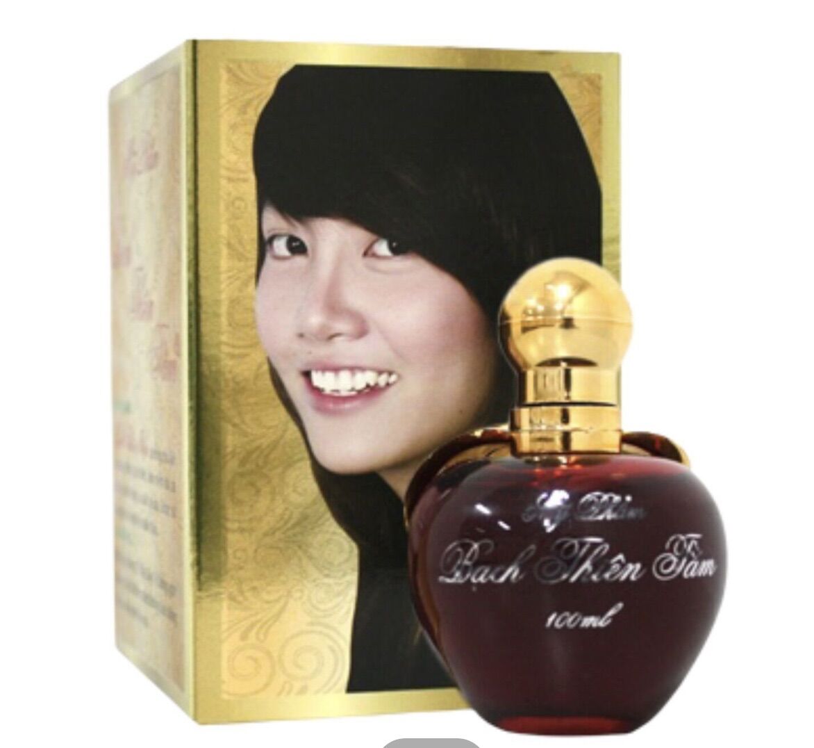 Nước dưỡng da bach thien tam