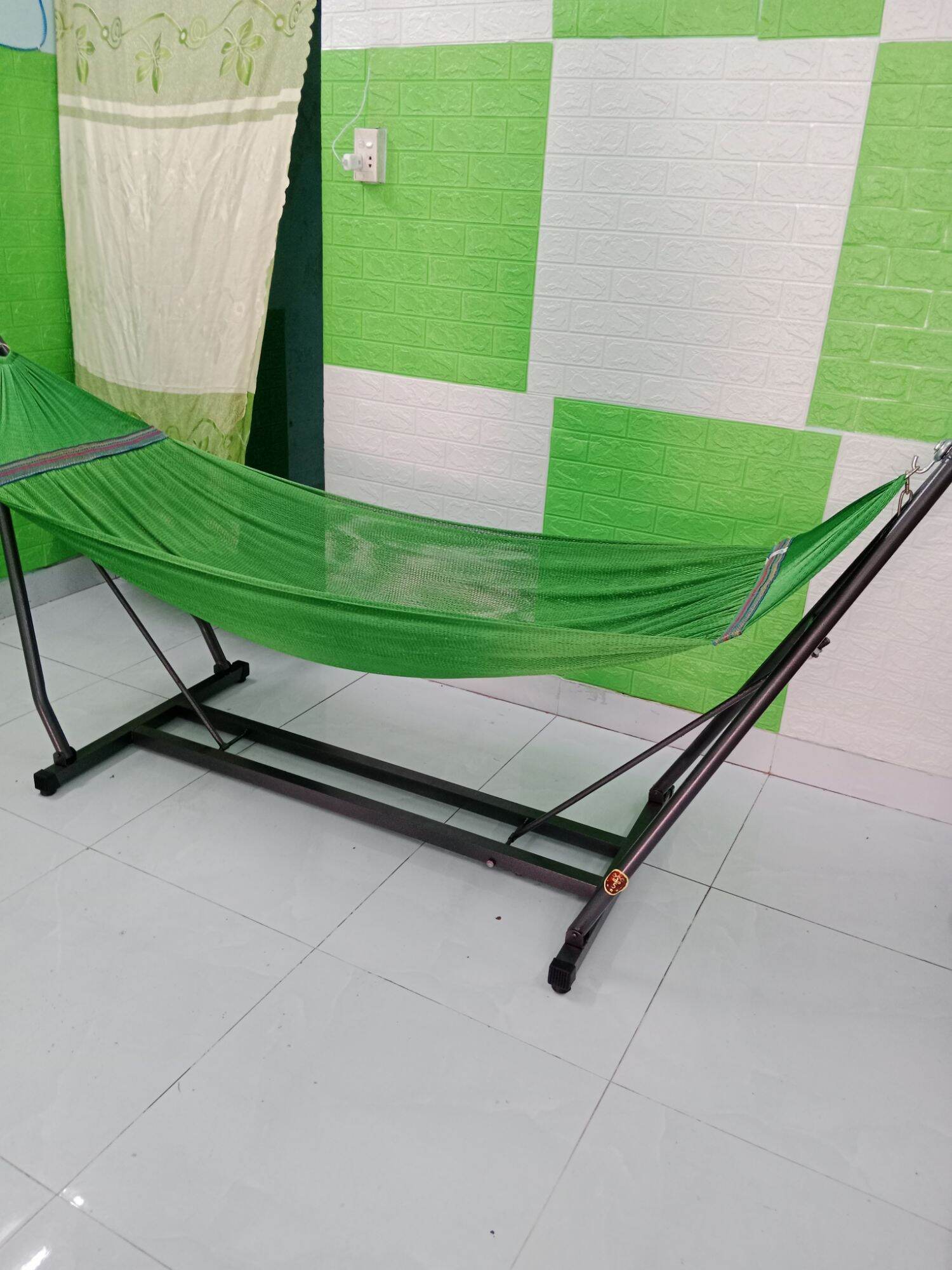 khung võng sắt sơn tĩnh điện nặng 9kg