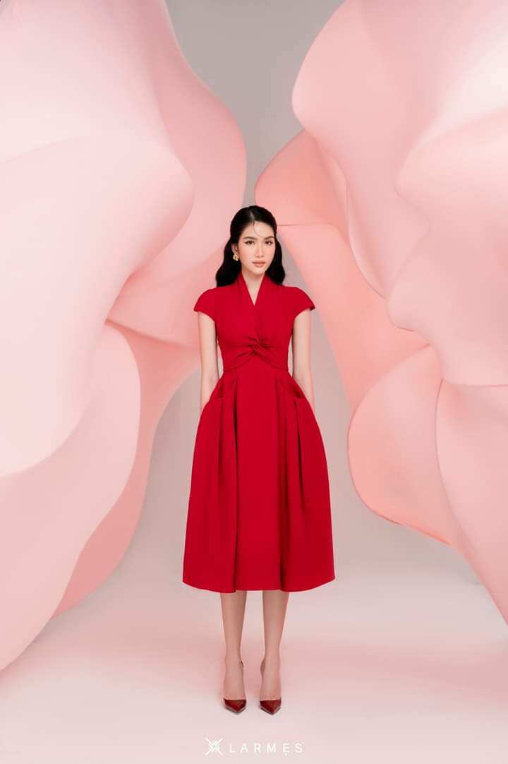 [HCM]Đầm xoè  mẫu mới thiết kế đơn giãn