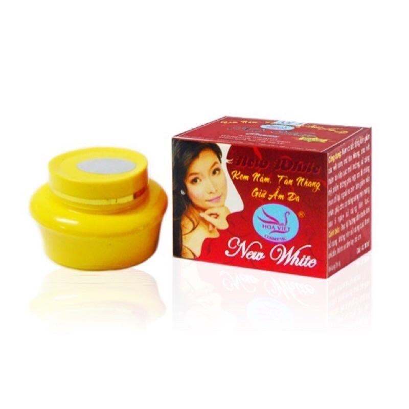 KEM NEW WHITE HOA VIỆT NÁM TÀN NHANG GIỮ ẨM