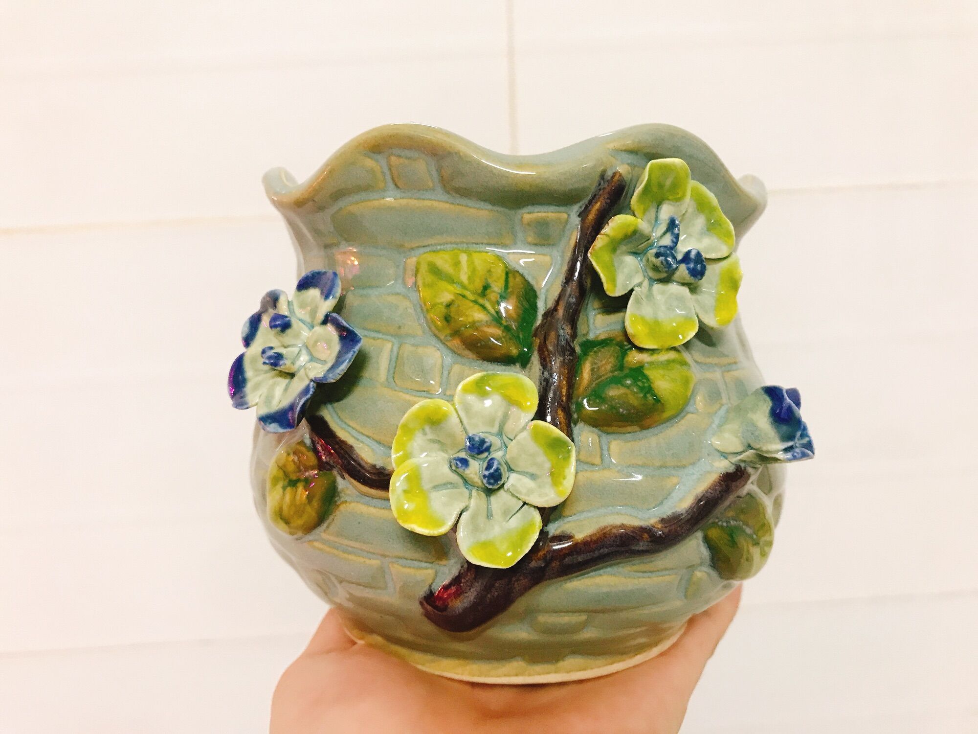Chậu men đắp hoa 3D cao cấp (thích hợp trồng sen đá sương rồng)