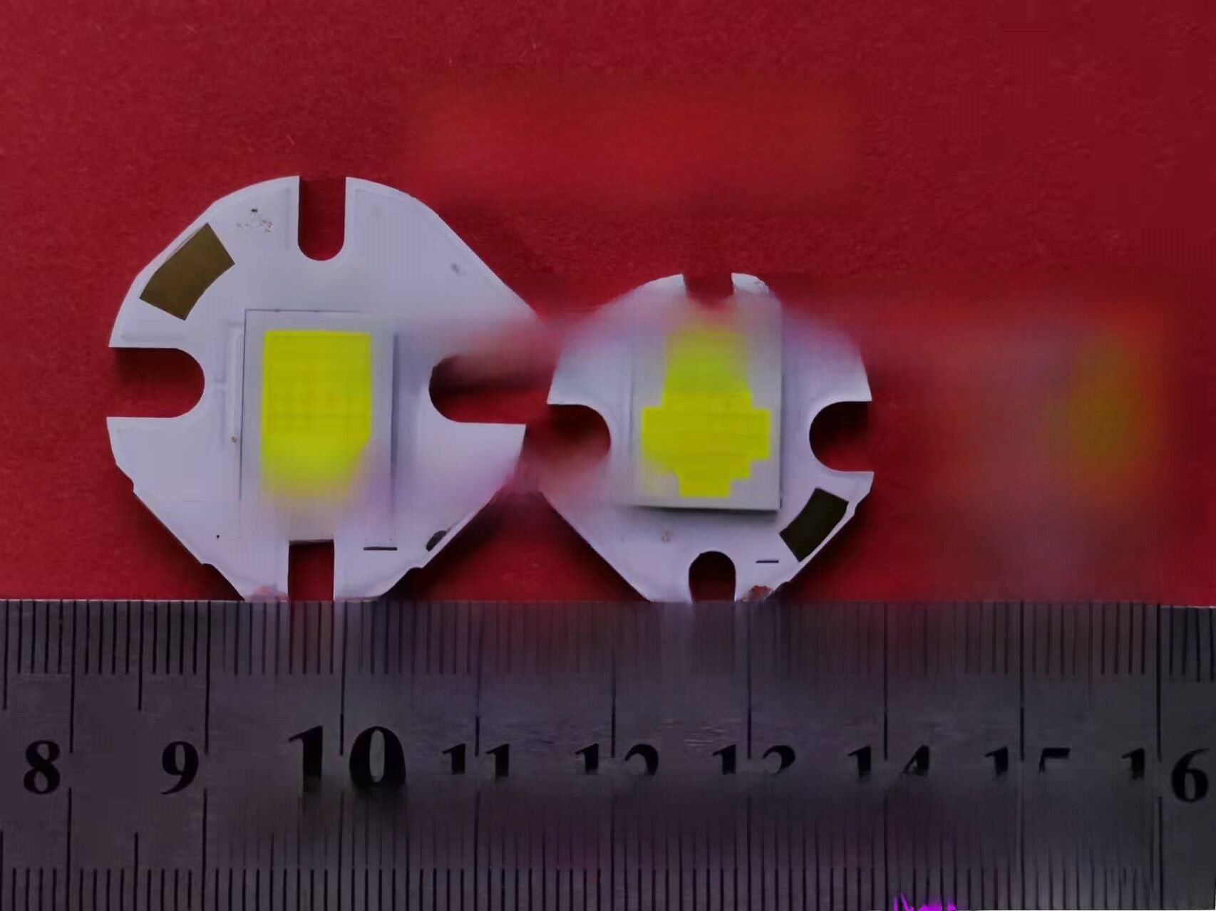 300W LED Chip SFP55 3V 6V 12V 18V 24V 36V 25 Core 55mil SBT90 High Power 300W LED Chip for LED Bulb