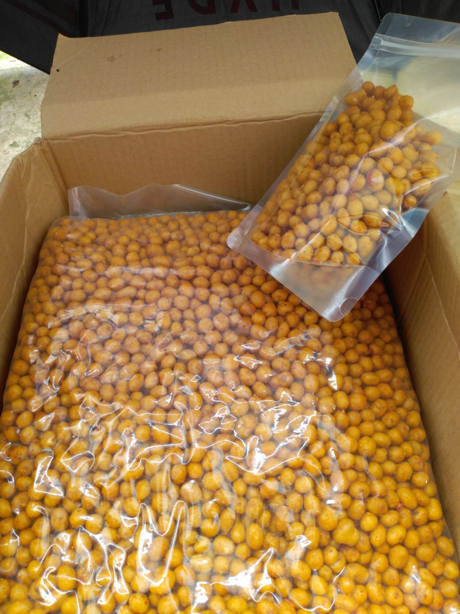 đậu phộng da cá tỏi ớt pet 500gr