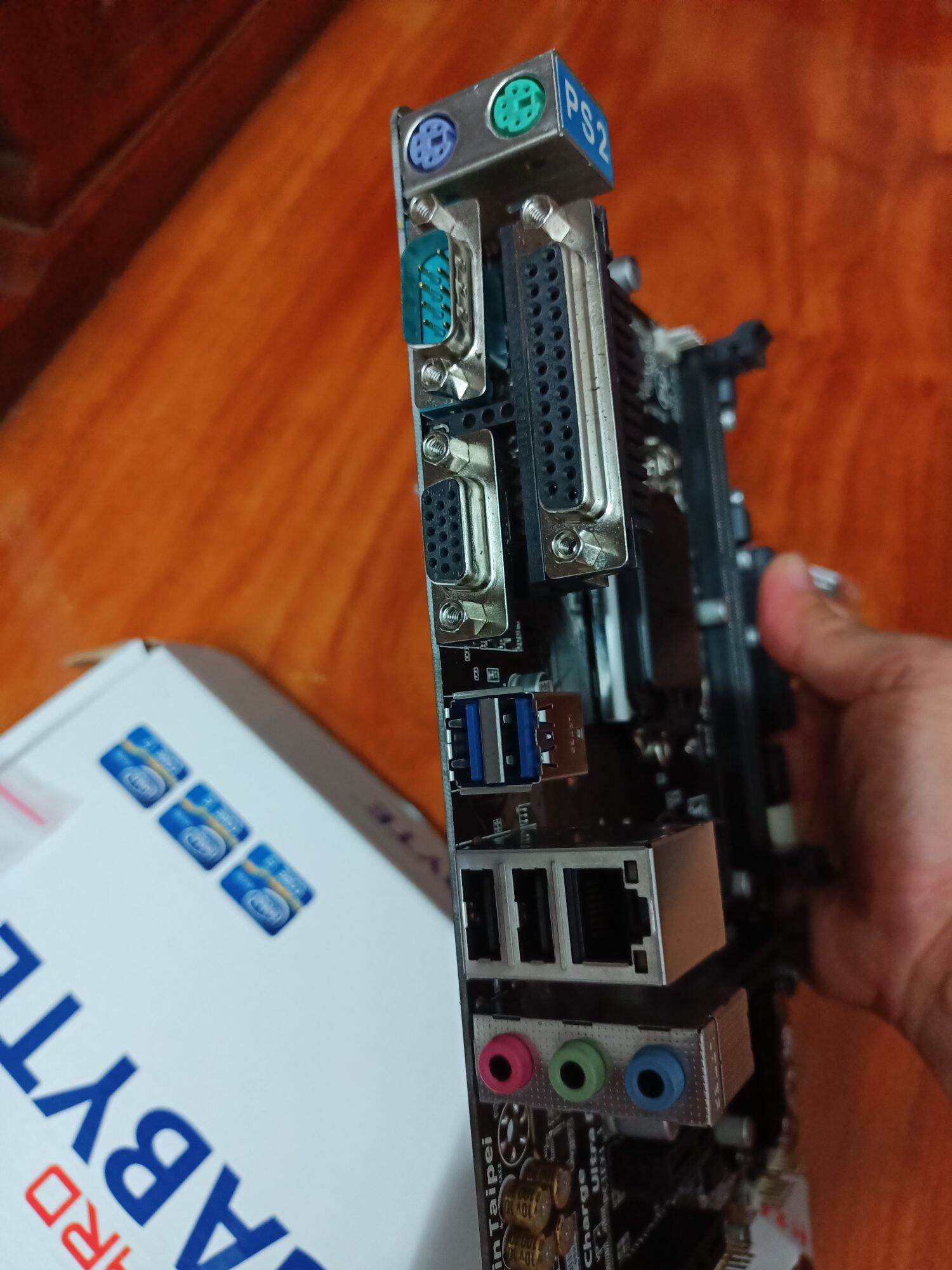 Main H81M-H gigabyte socket 1150 hàng mới chính hãng  ( kết nối HDMI - VGA )