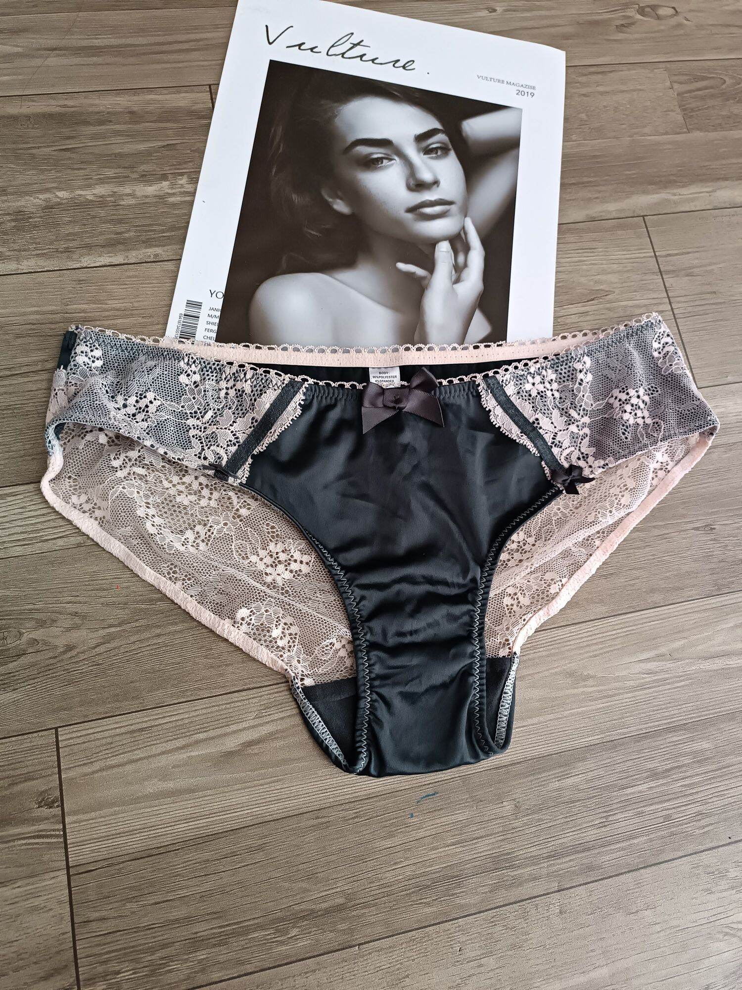 Quần lót lụa phối ren hiệu Lasenza xuất dư