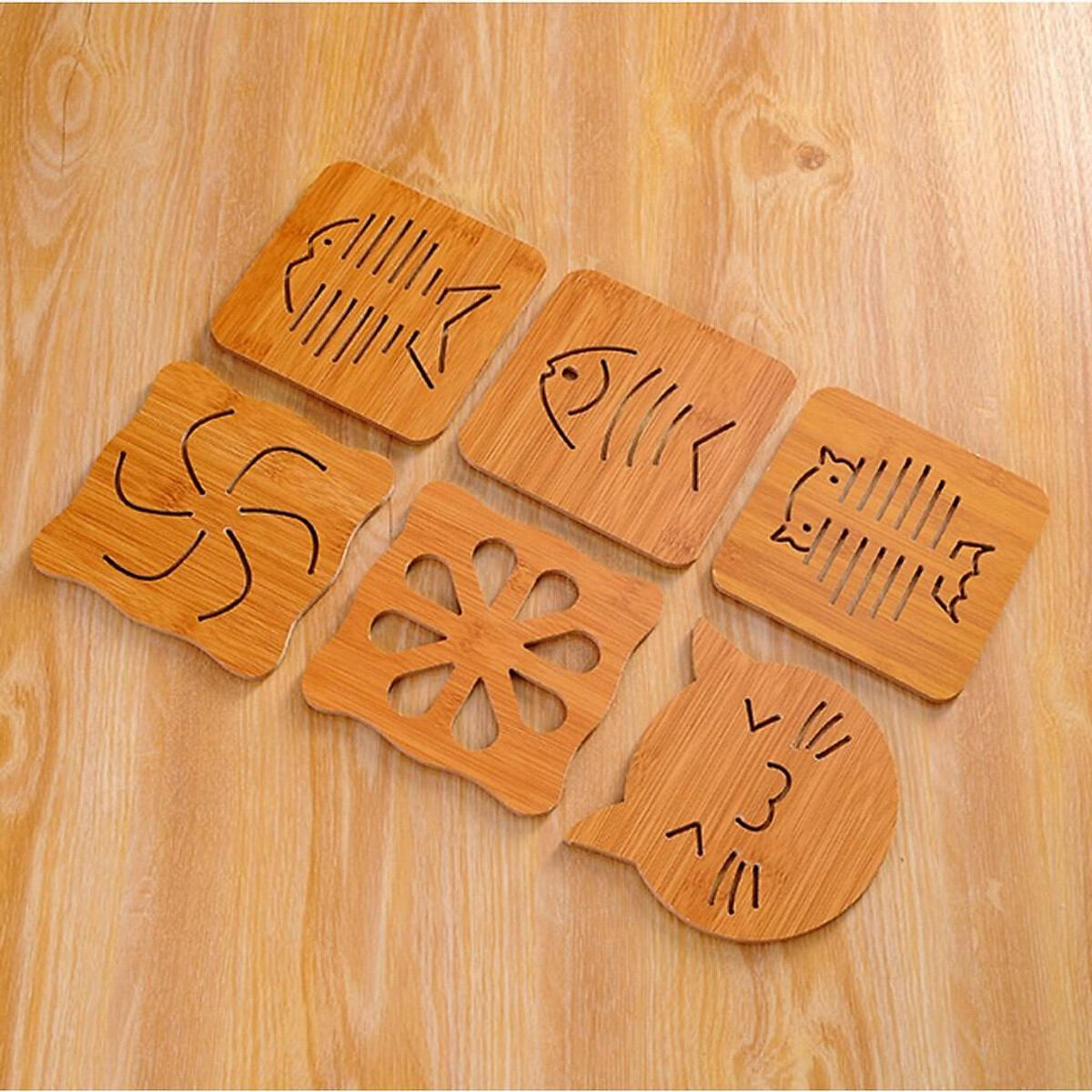 Miếng lót nồi gỗ chống nóng size 15cm (Hình ngẫu nhiên)