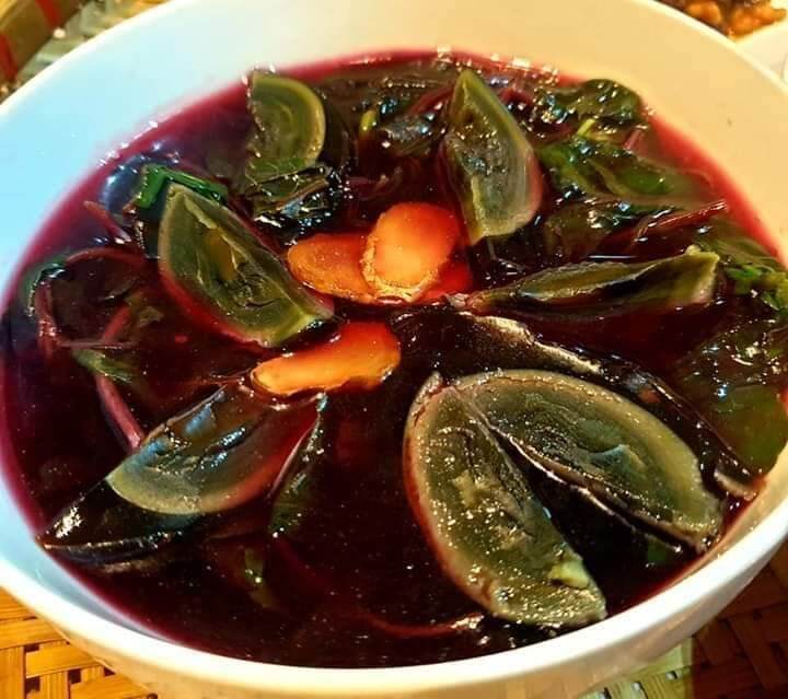 TRỨNG BẮC THẢO