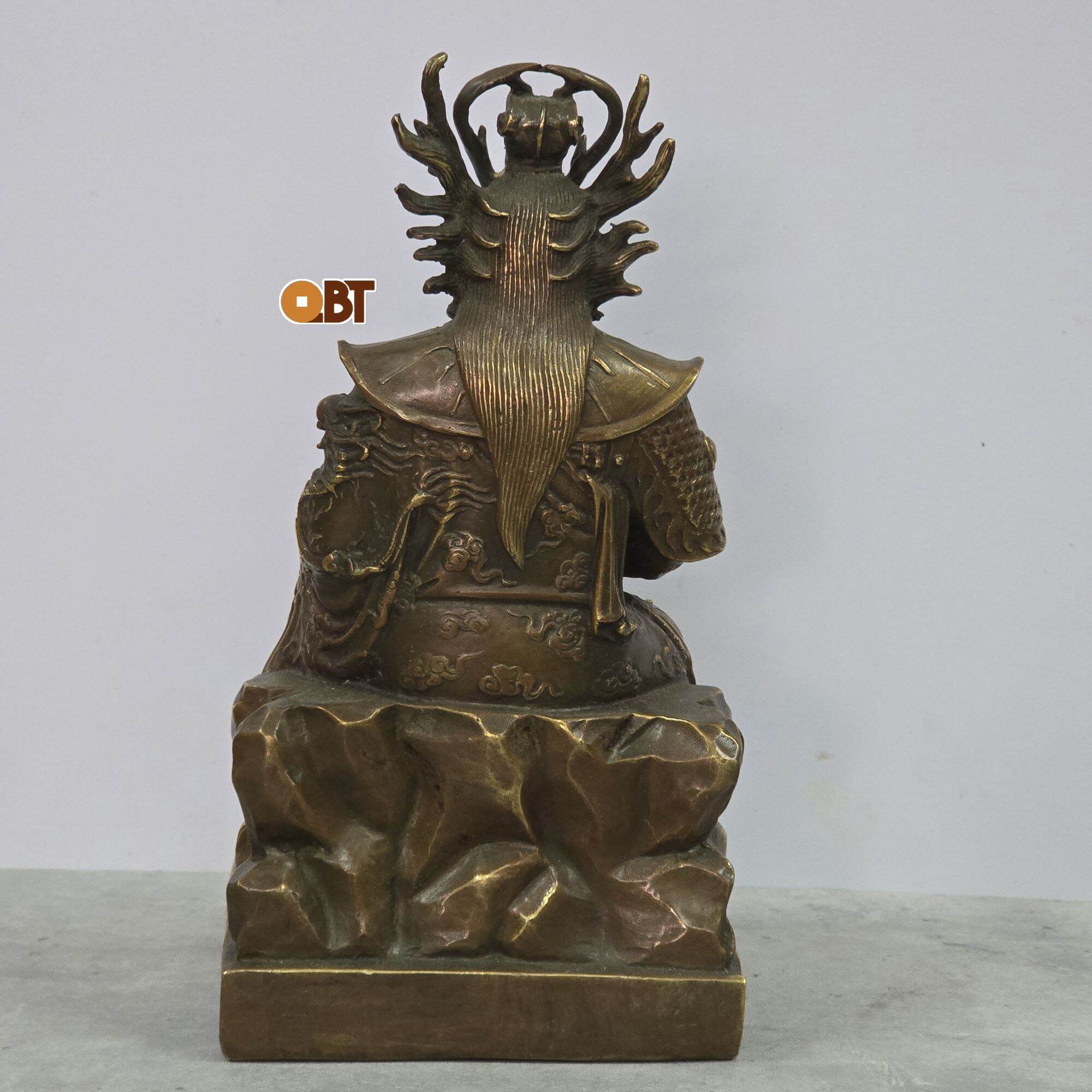 Tượng long vương bằng đồng