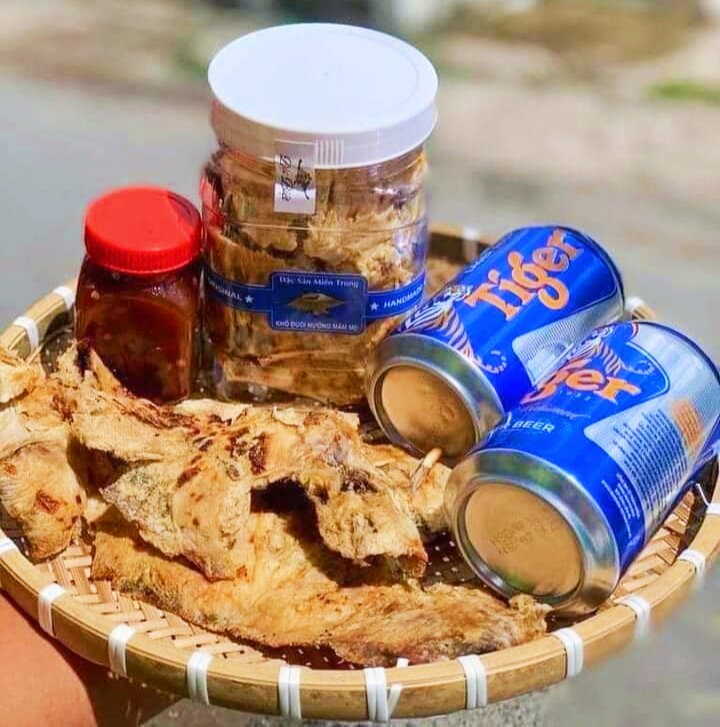 Khô cá đuối hộp 350gr kèm mắm me