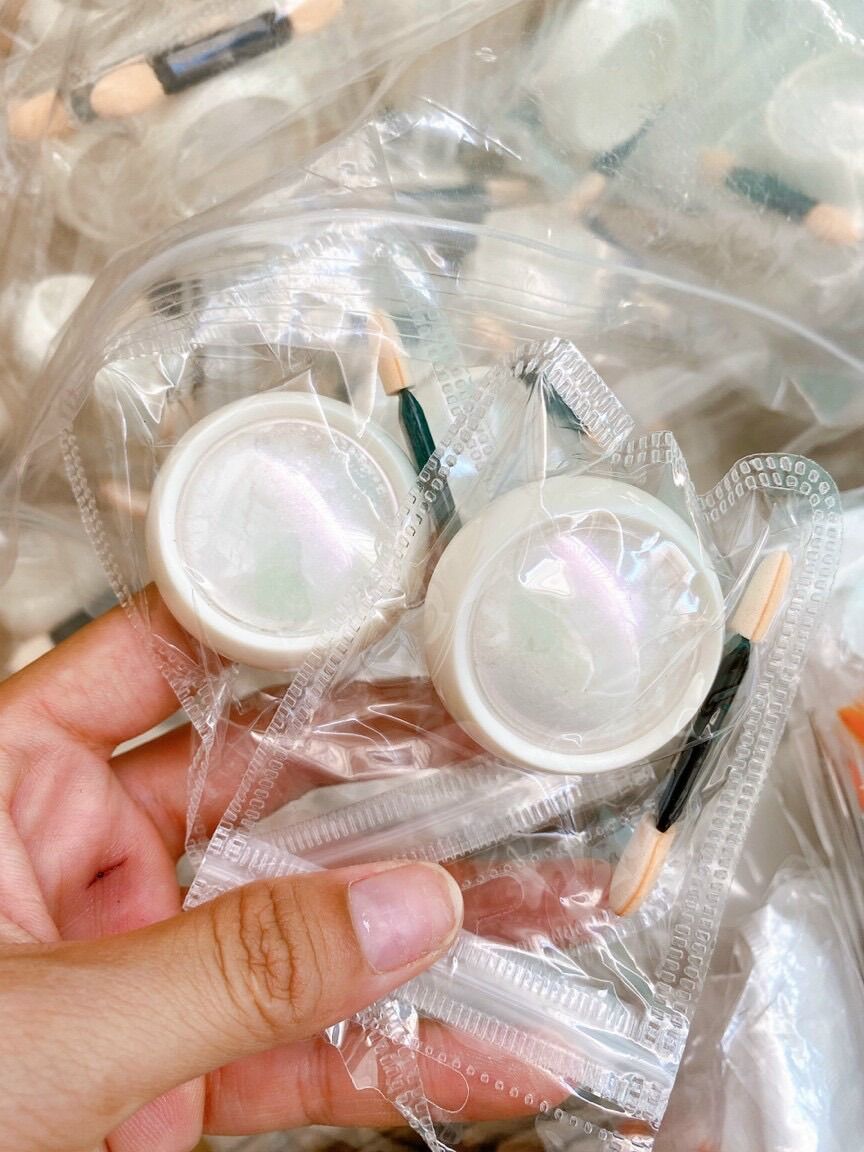 Tráng gương ánh trai