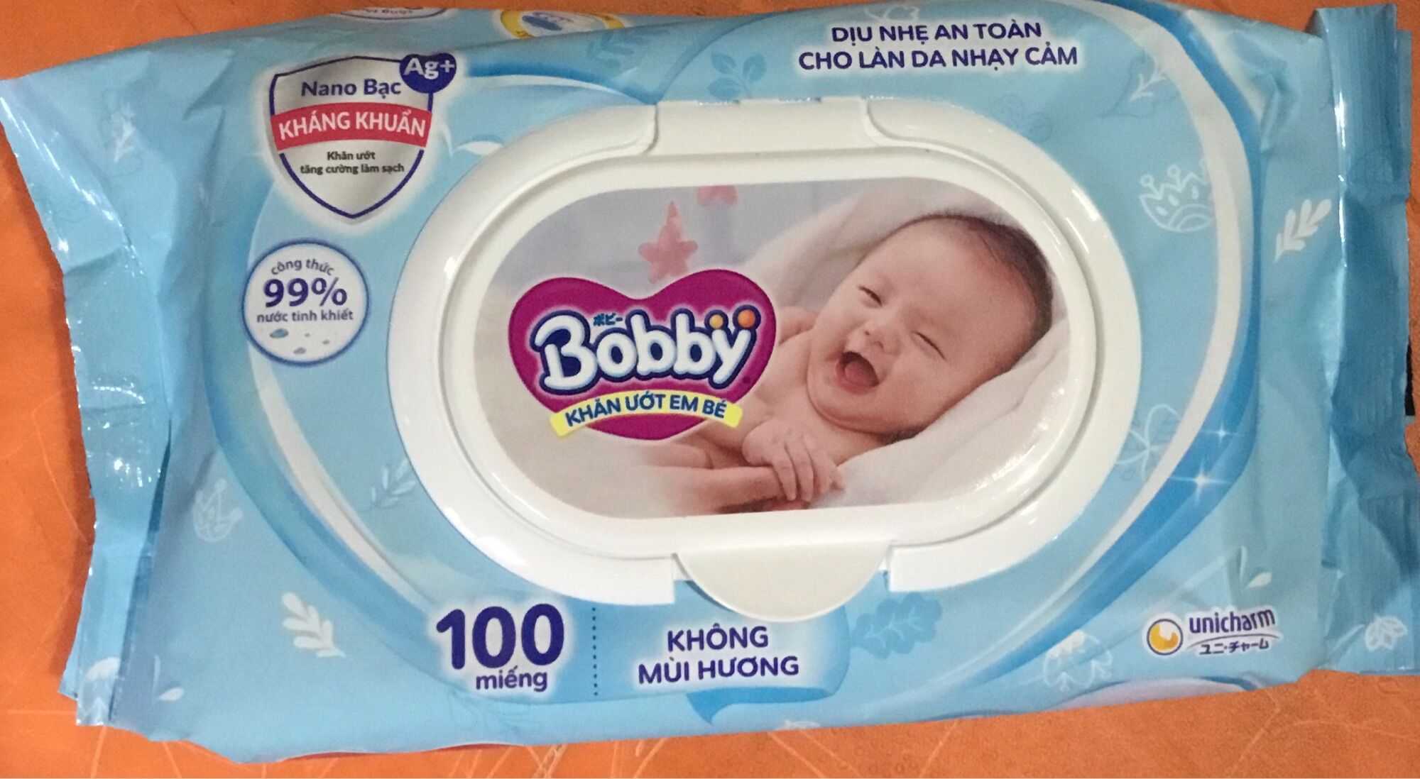 Combo 6 gói khăn ướt Bobby 100 tờ không mùi hương - Date luôn mới