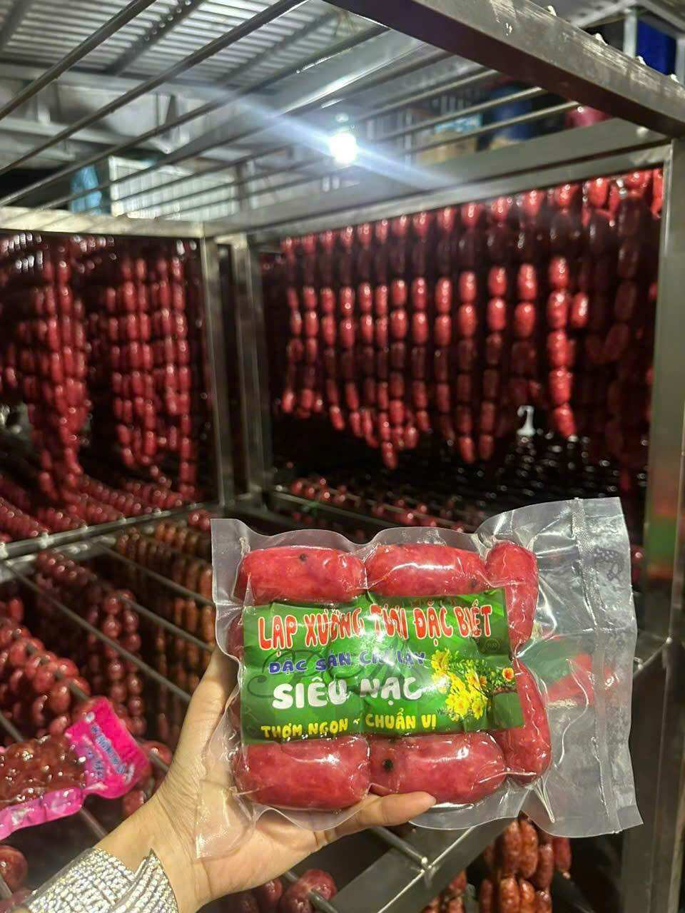 Special Grade Fresh Sausage (500g Bag)