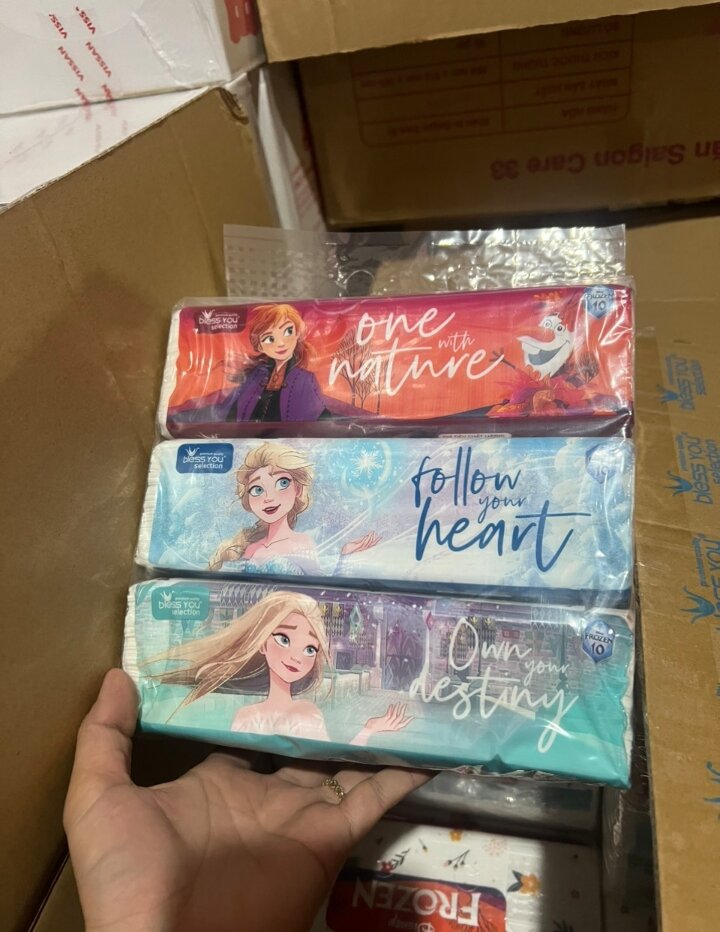 Khăn Sofpack - Bless You Selection Disney gói 150 tờ