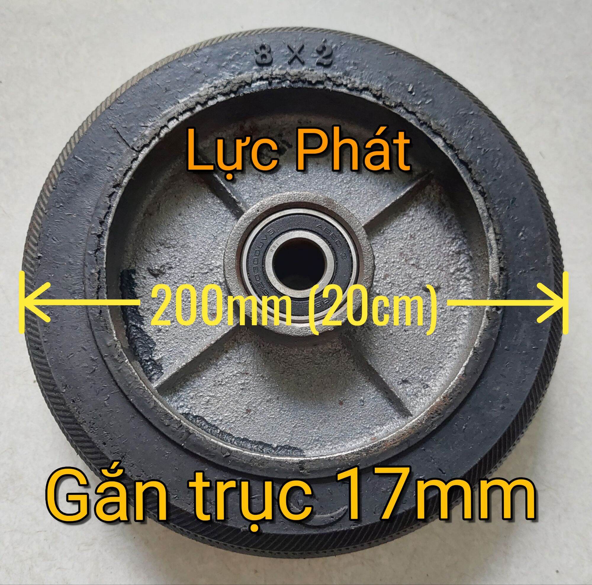 Bánh xe cao su đặc 200mm lõi gang, có vòng bi gắn trục 17mm