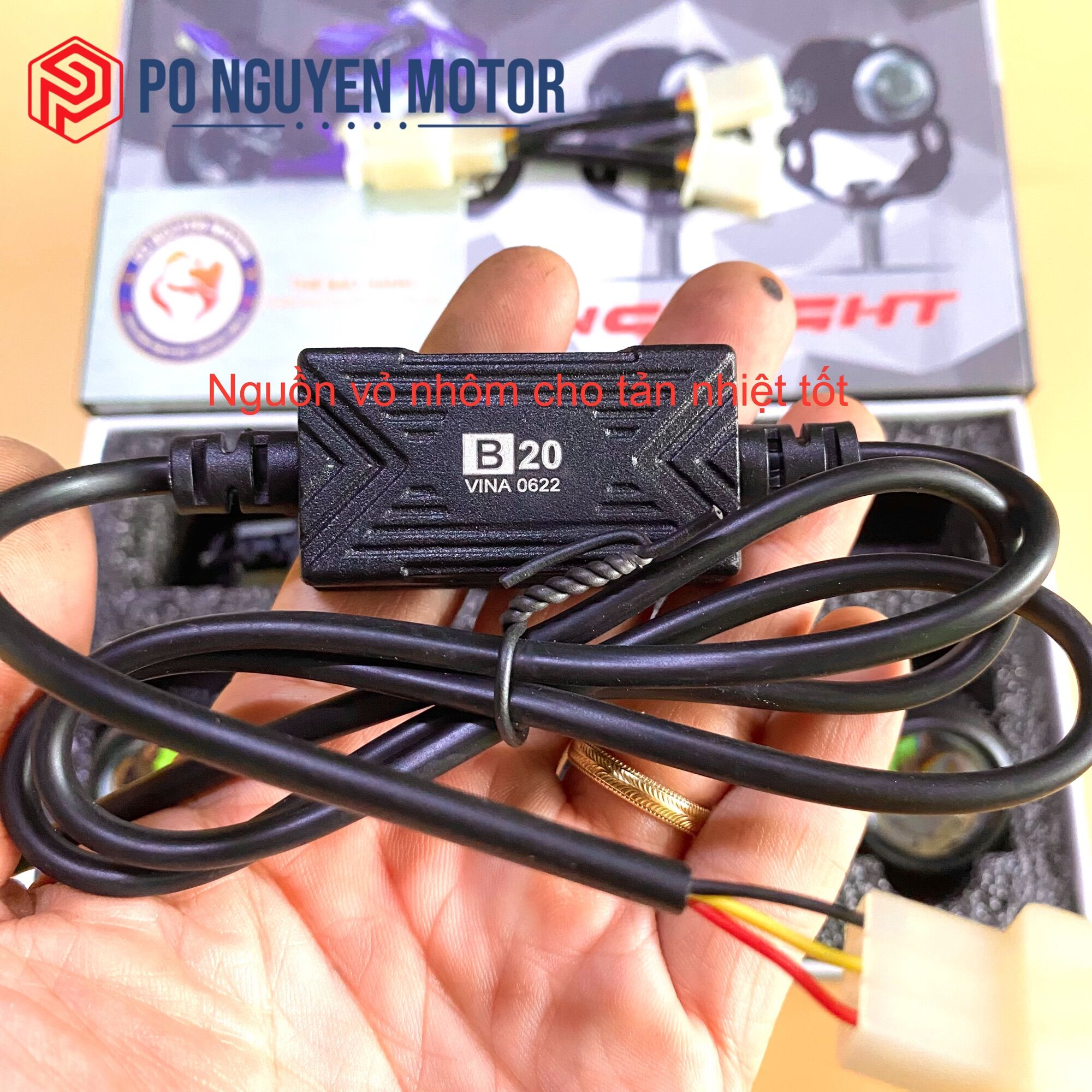 [HCM]ĐÈN TRỢ SÁNG BI CẦU MINI 2 MÀU VÀNG TRẮNG (GIÁ BAO GỒM 2 BÓNG)