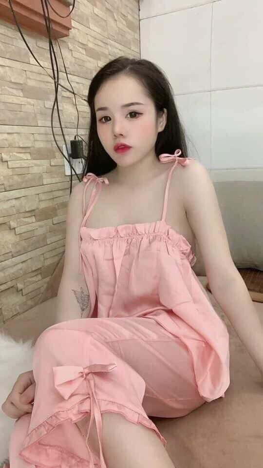 Bộ Ngủ Nữ Quần Lửng Chất Lụa Đẹp( kèm ảnh thật)(freesize dưới 65kg)