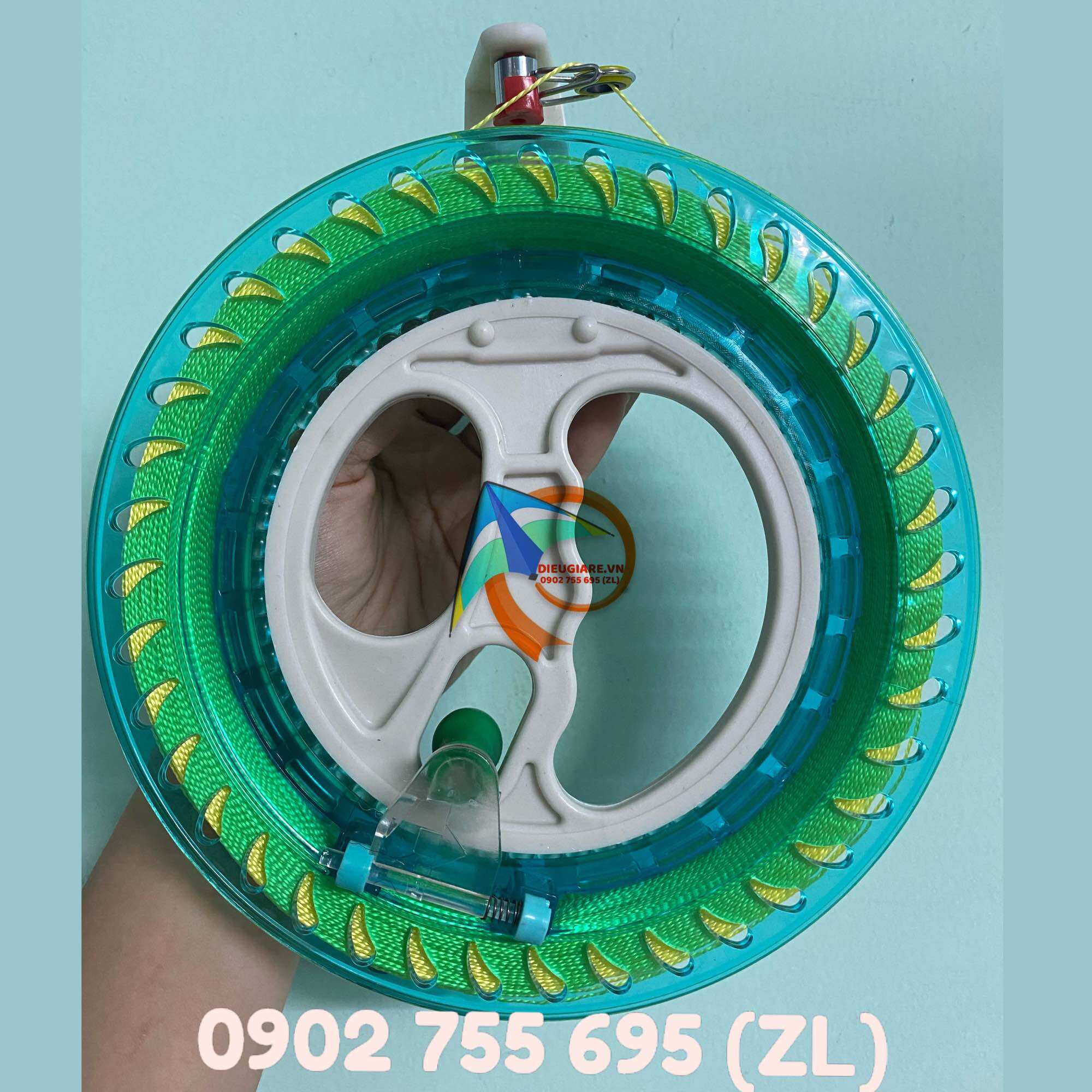 {2024 HOT} Phụ Kiện Diều - Tay quay 18cm kèm 200m dây và móc lèo (tay quay quấn dây, tay quay nhựa ABS, diều 3d, diều giá rẻ, diều độc lạ, diều đẹp, diều máy bay chiến đấu, diều đại trà, diều delta, diều khổng lồ, diều bướm, Stitch, diều cá mập, diều rắn)