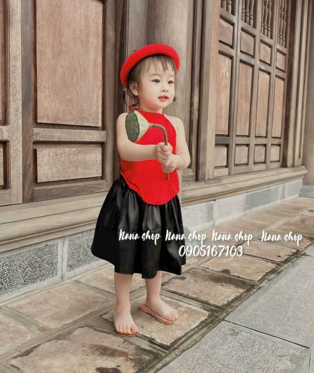 Yếm đào bé gái kèm mấn xinh xắn size 7- 26ky