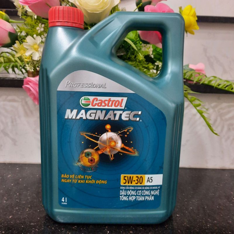 Dầu nhớt Castrol MAGNATEC 5W30 4L Chính hãng 100% Chuyên cho dòng xe Oto con (tải)