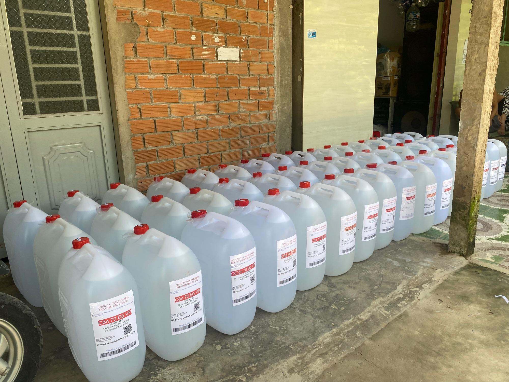 Can 10 lít cồn y tế sát khuẩn