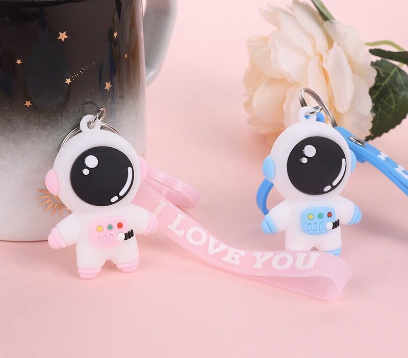 Sỉ 10 móc khoá phi hành gia sẵn