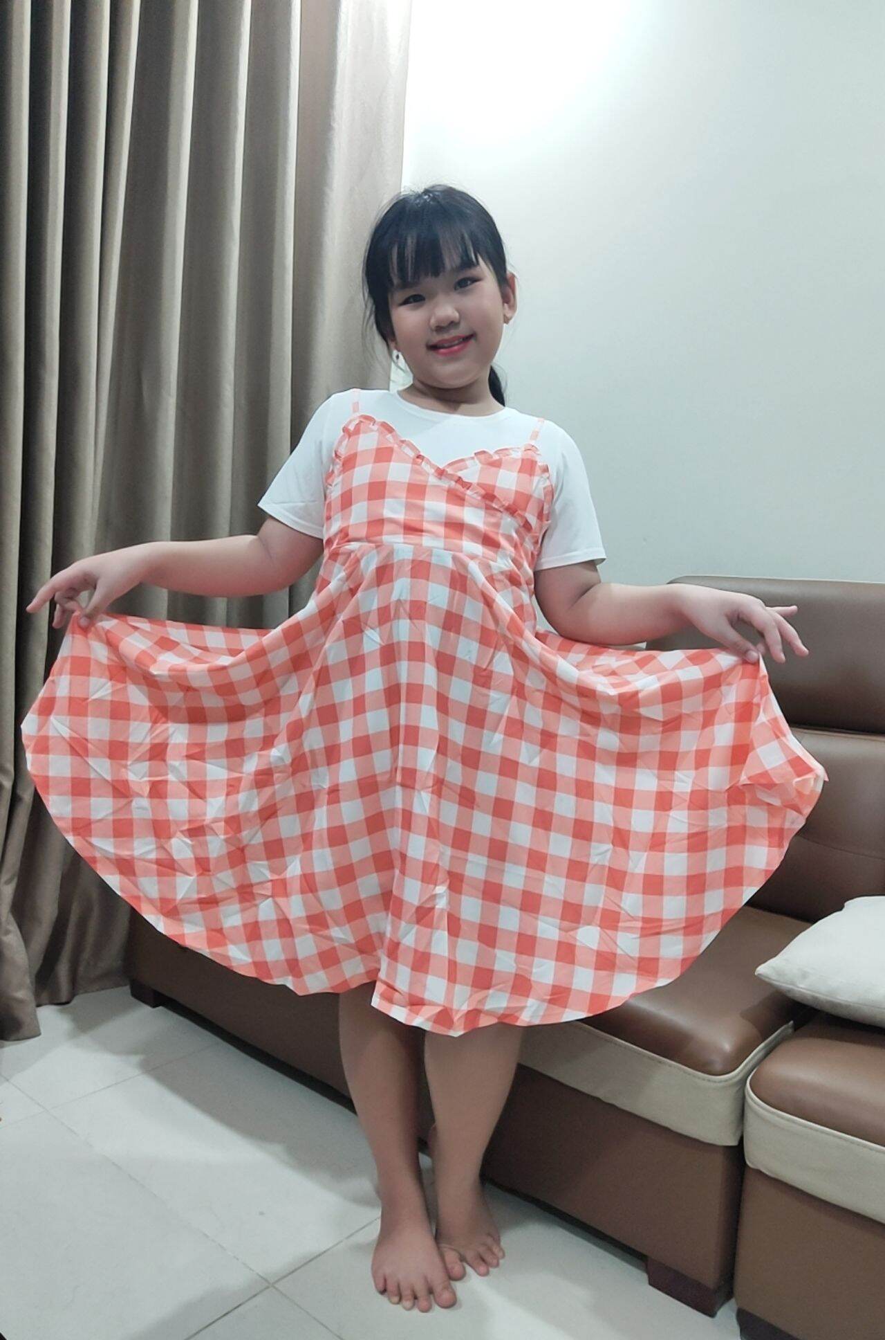 ĐẦM YẾM BÉ GÁI