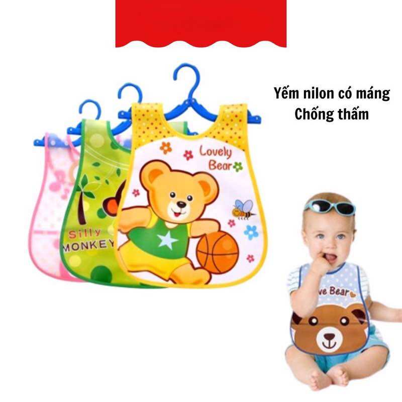 Yếm Máng Cho Bé Ăn Dặm Nilon Chống Thấm