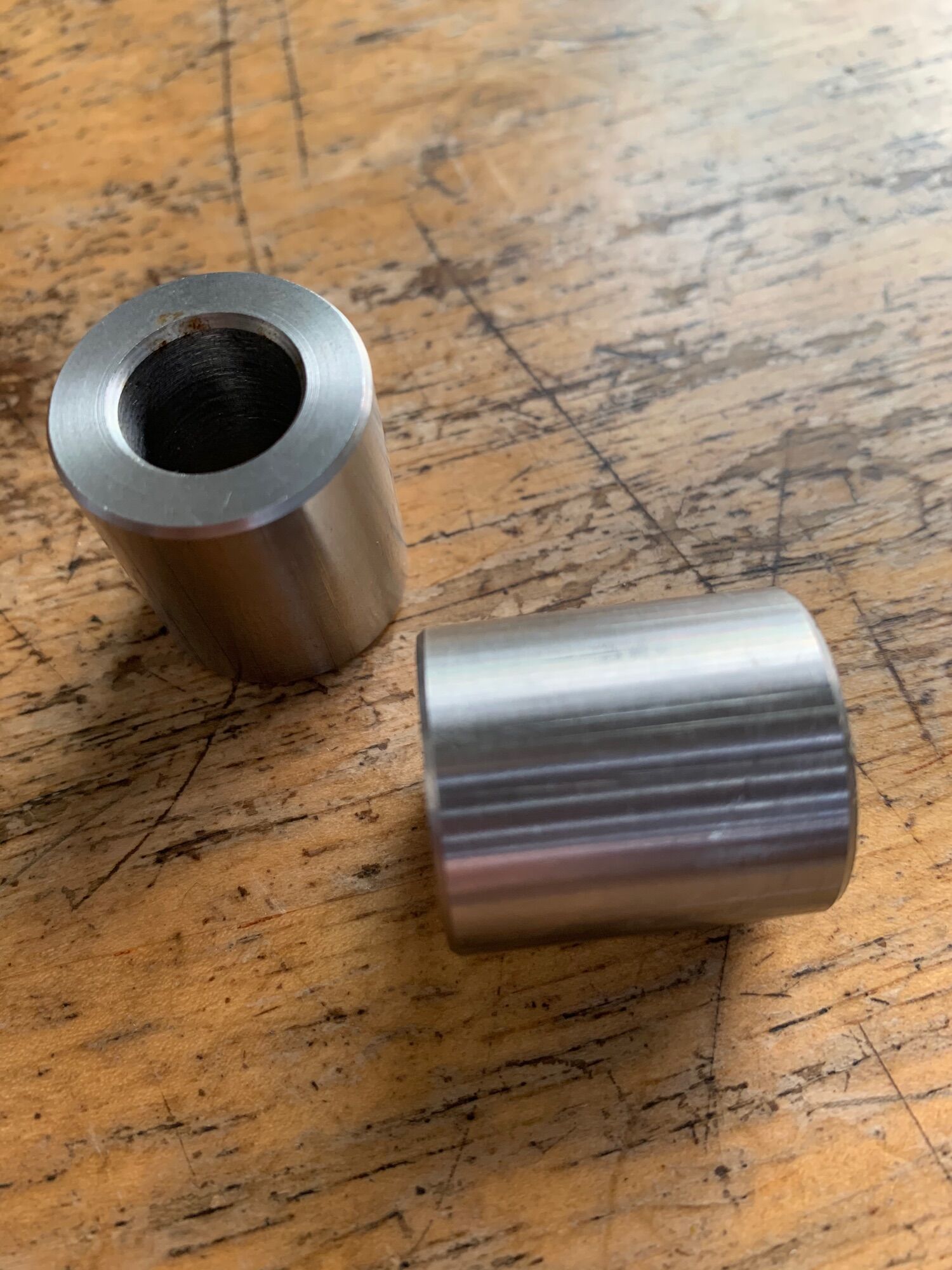 Cục canh bánh trước sonic 150r honda