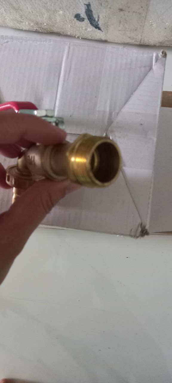 Vòi đồng (vòi hồ)cao cấp ren 21 và 27