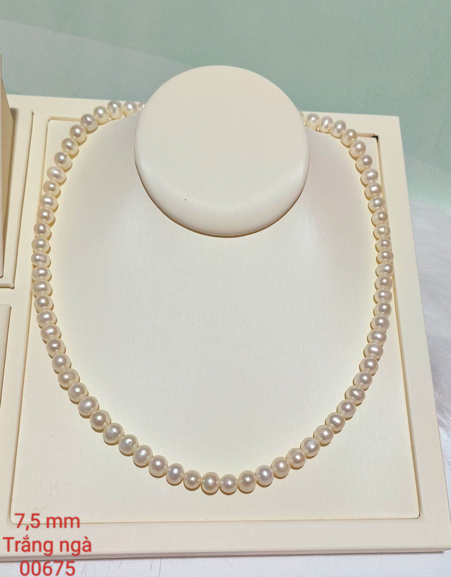 Chuỗi cổ ngọc trai màu trắng ngà 7,5mm dáng ovan
