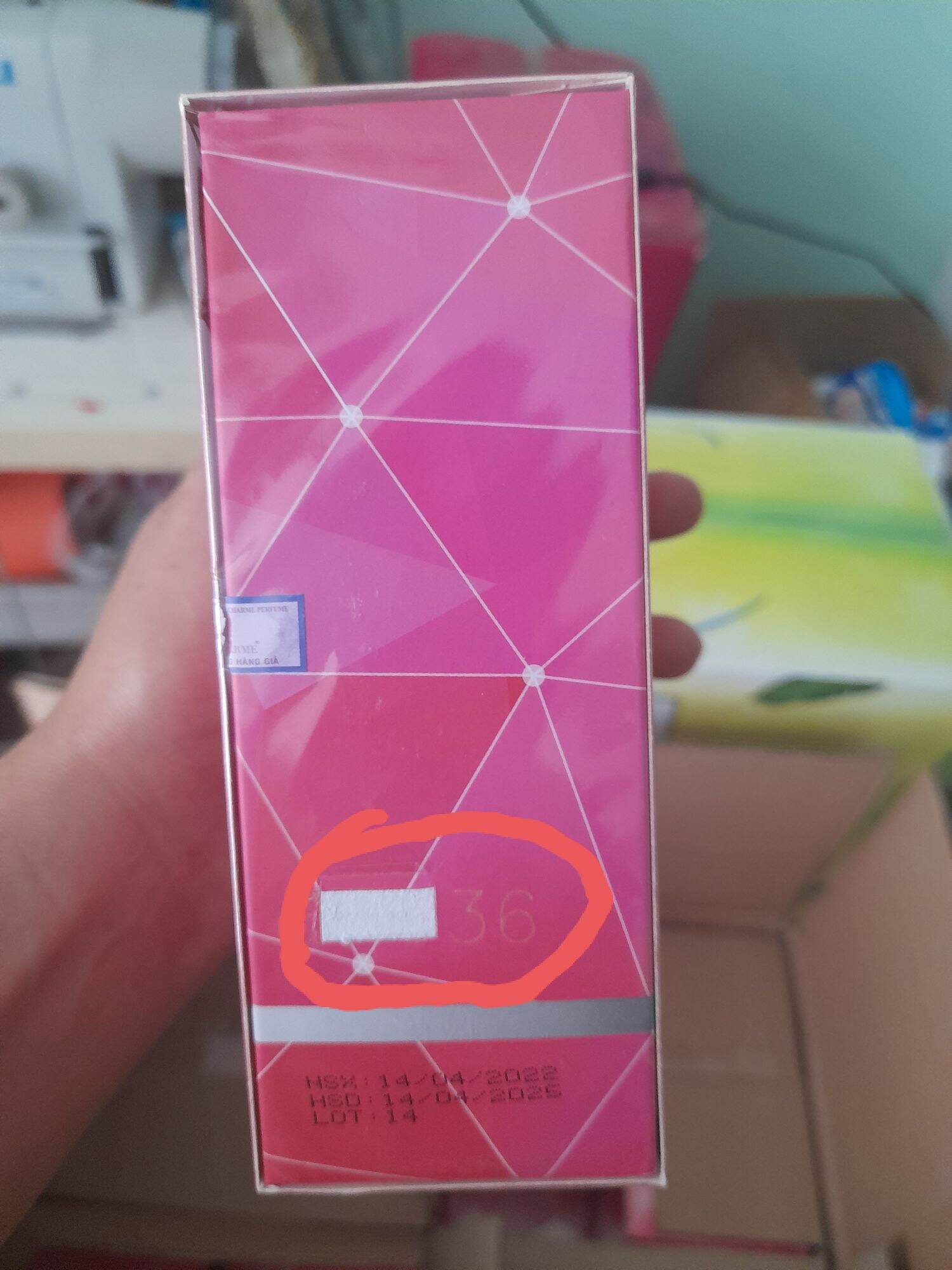 [HCM]NƯỚC HOA NỮ QUEEN 100ml)