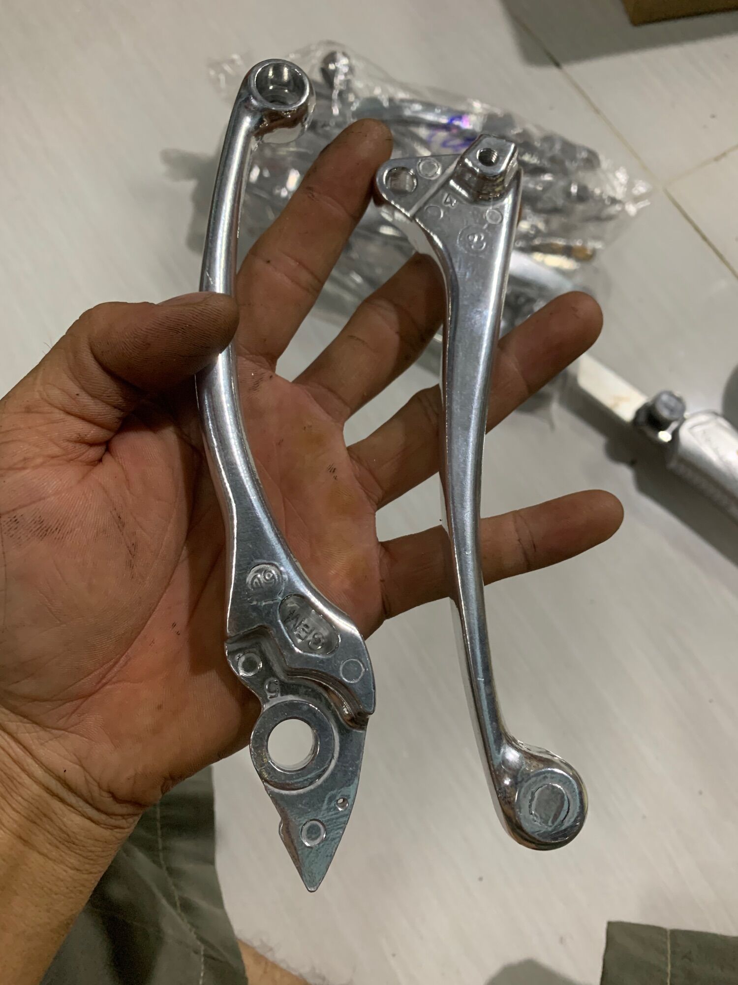 Tay thắng lead 110 (loại tốt)