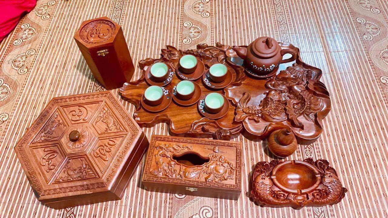 Combo khay trà gỗ đầy đủ và hộp bánh kẹo gỗ hương