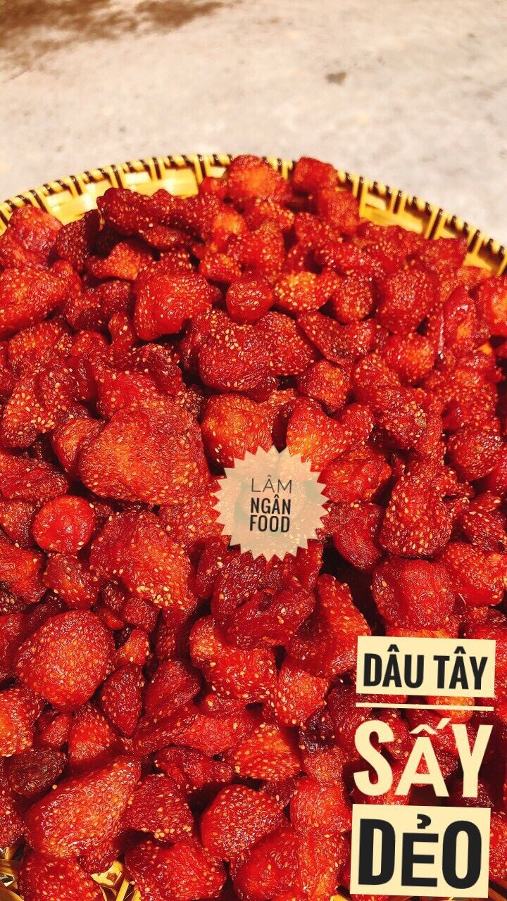 Dâu tây sấy dẻo ngon quên Sầu