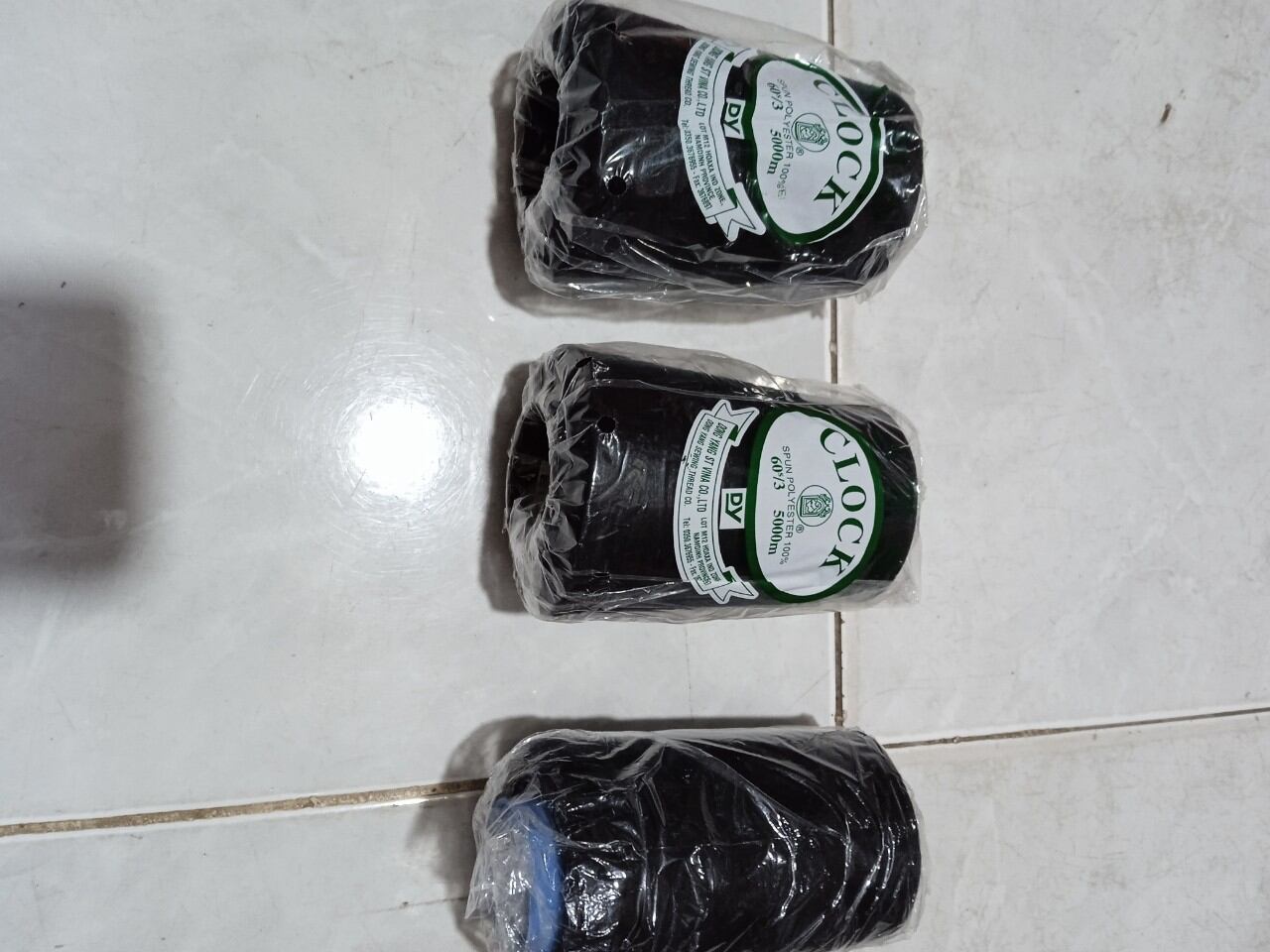 Chỉ may công nghiệp và gia đình,cuộn 20000,màu đen