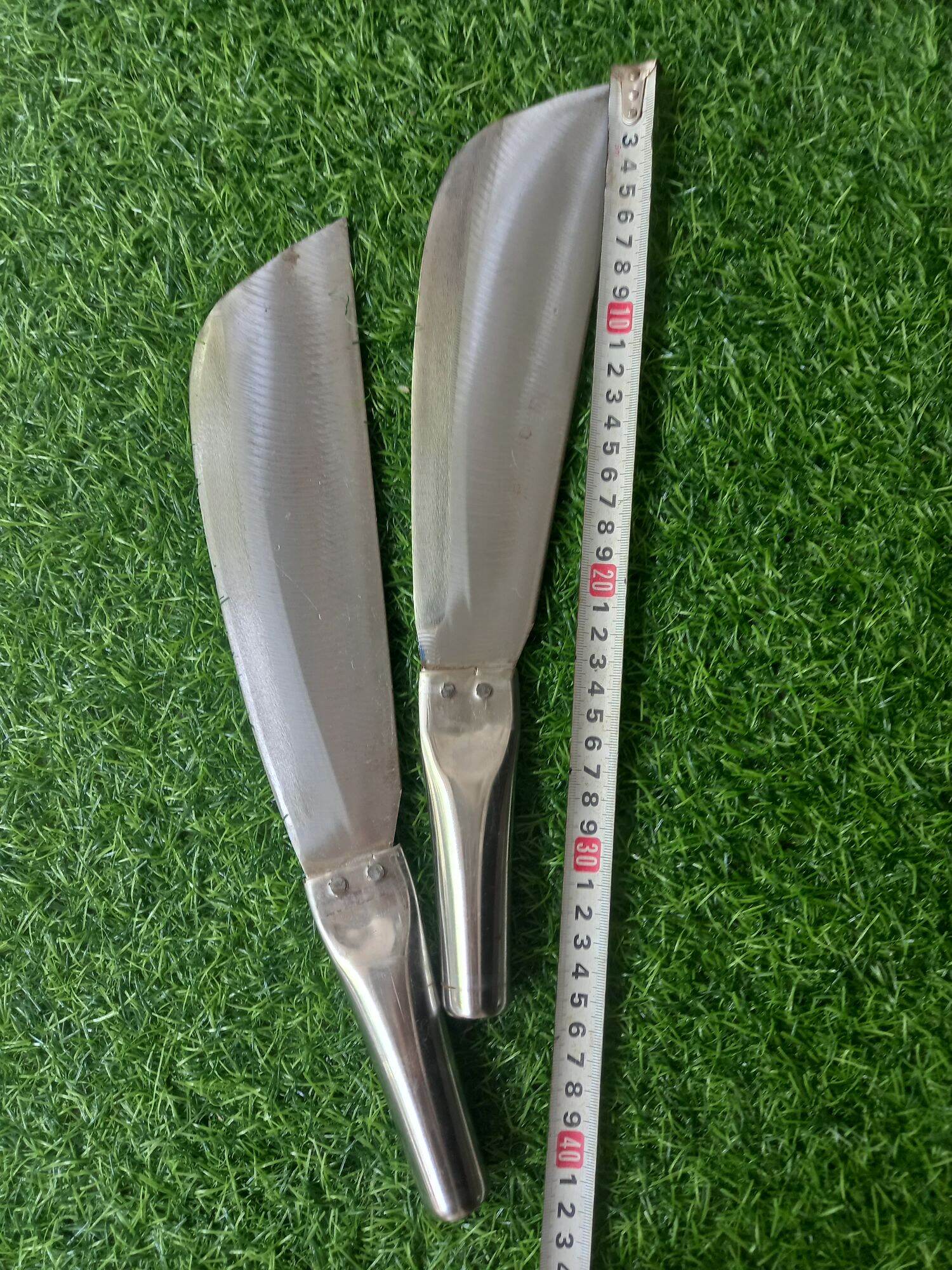 Dao yếm chặt xương gà vịt v.v