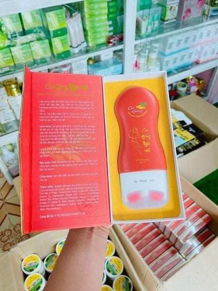 Kem tan mỡ Cao gừng nghệ đỏ